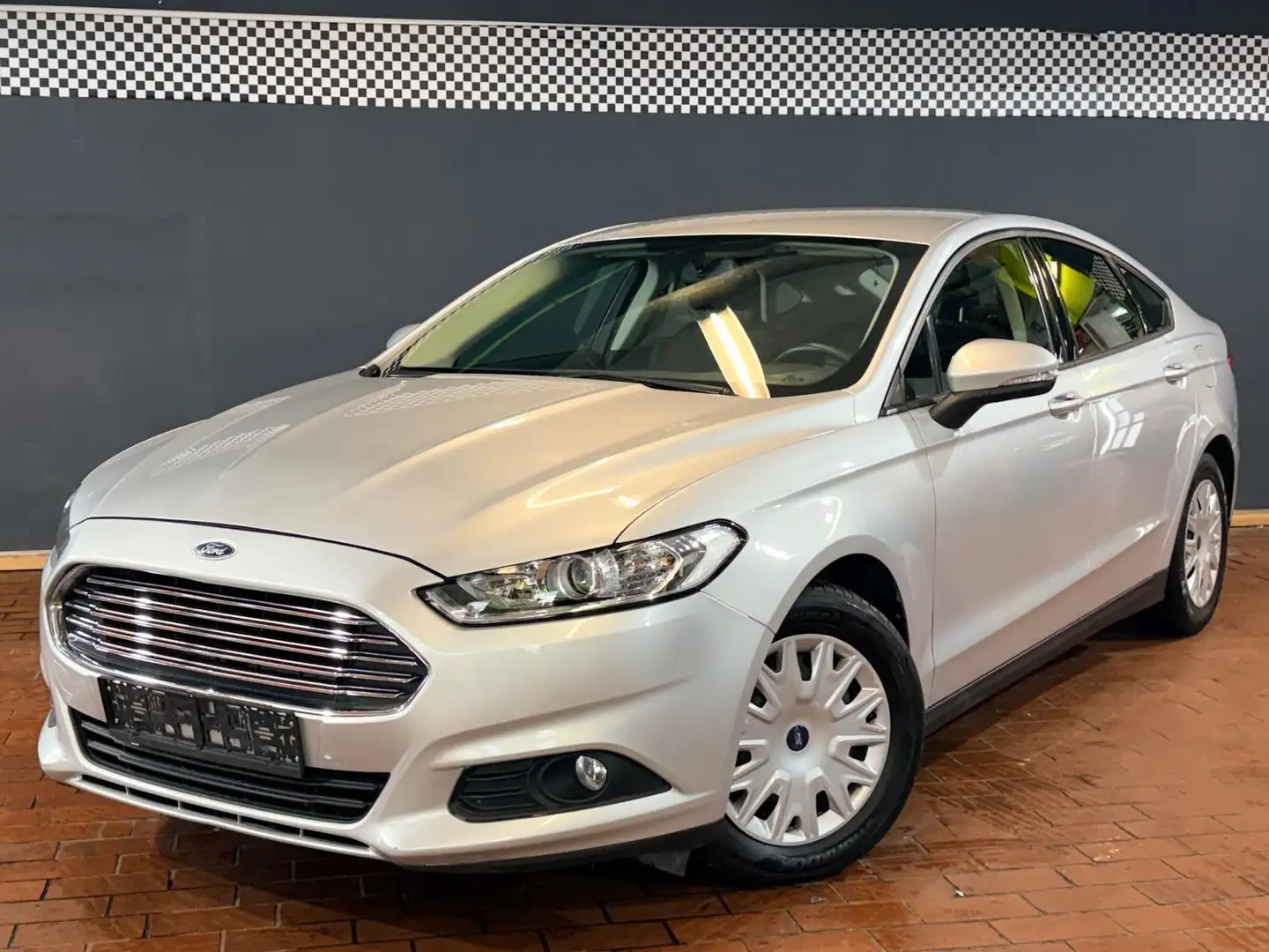Ford Mondeo Tempomat 1. Hand Sitzheizung Finanzierung - 1