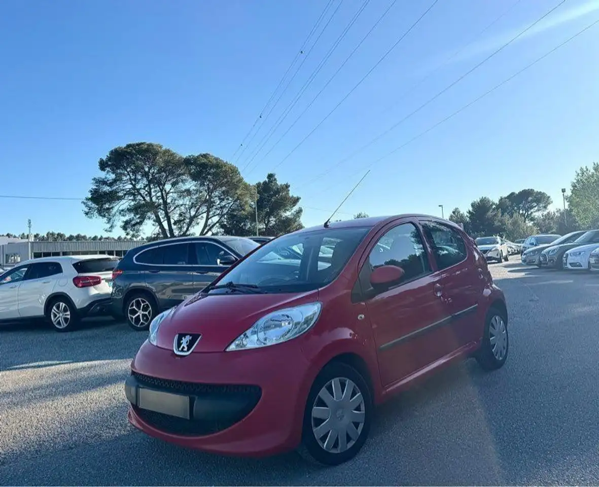 Peugeot 107 1.0 12v Trendy 2-Tronic 5p