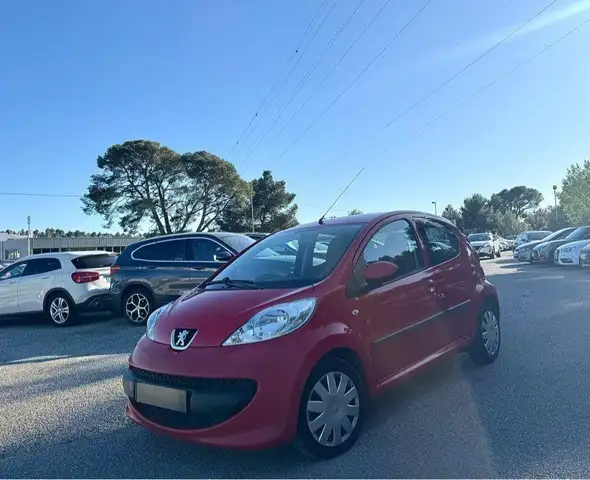 Peugeot 107 1.0 12v Trendy 2-Tronic 5p