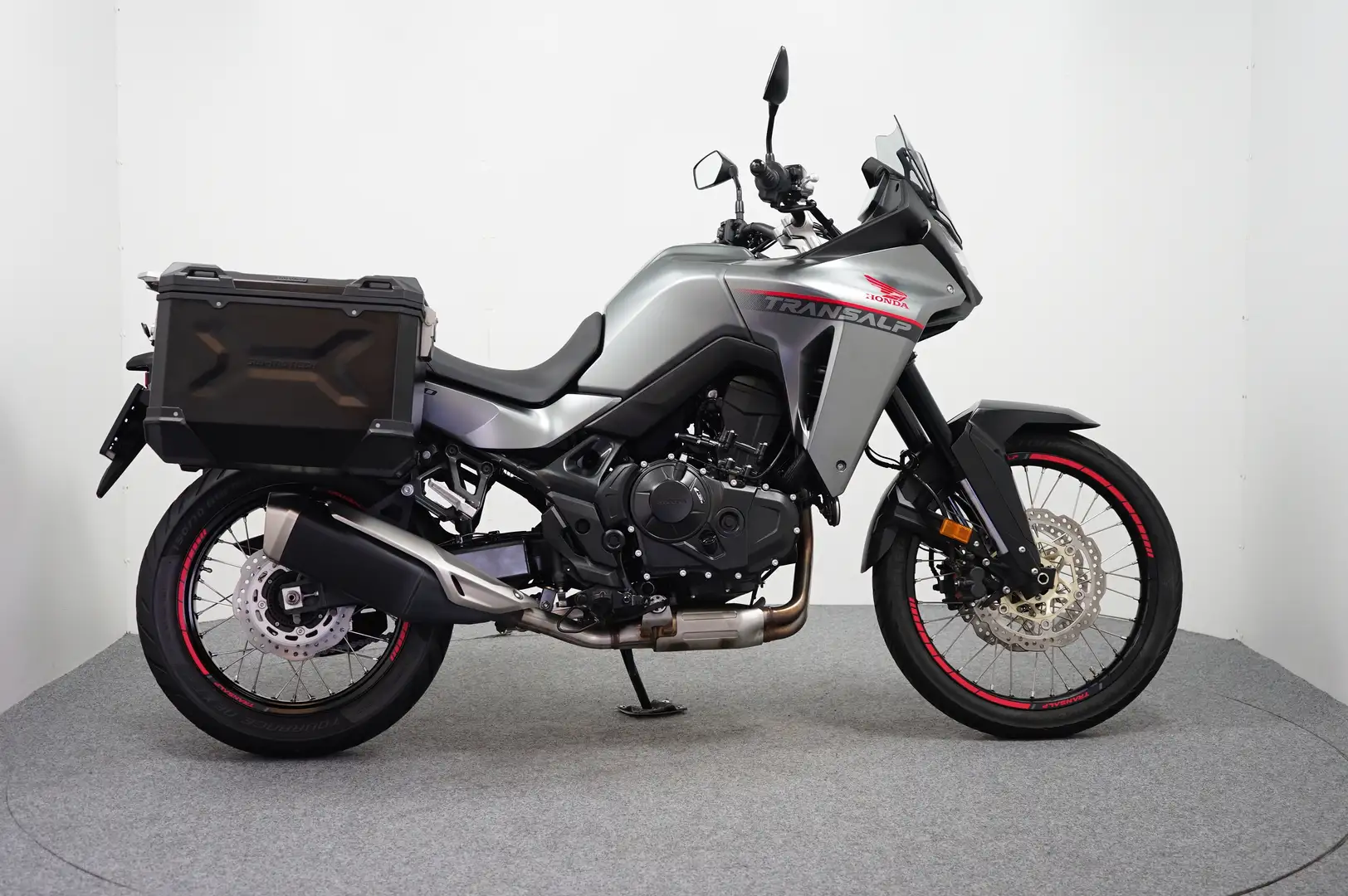 Honda XL 750 Transalp Szürke - 1
