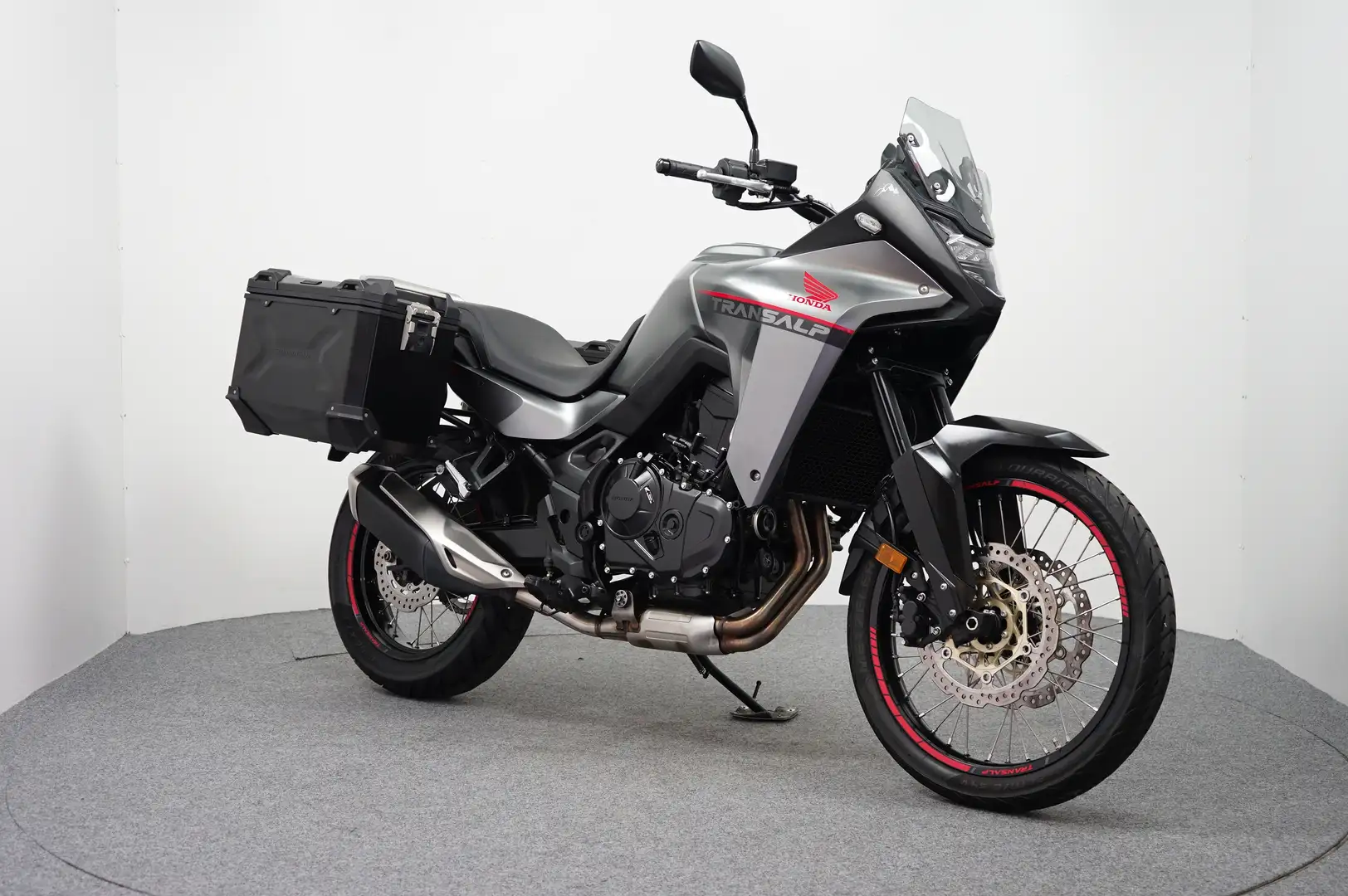 Honda XL 750 Transalp Szürke - 2
