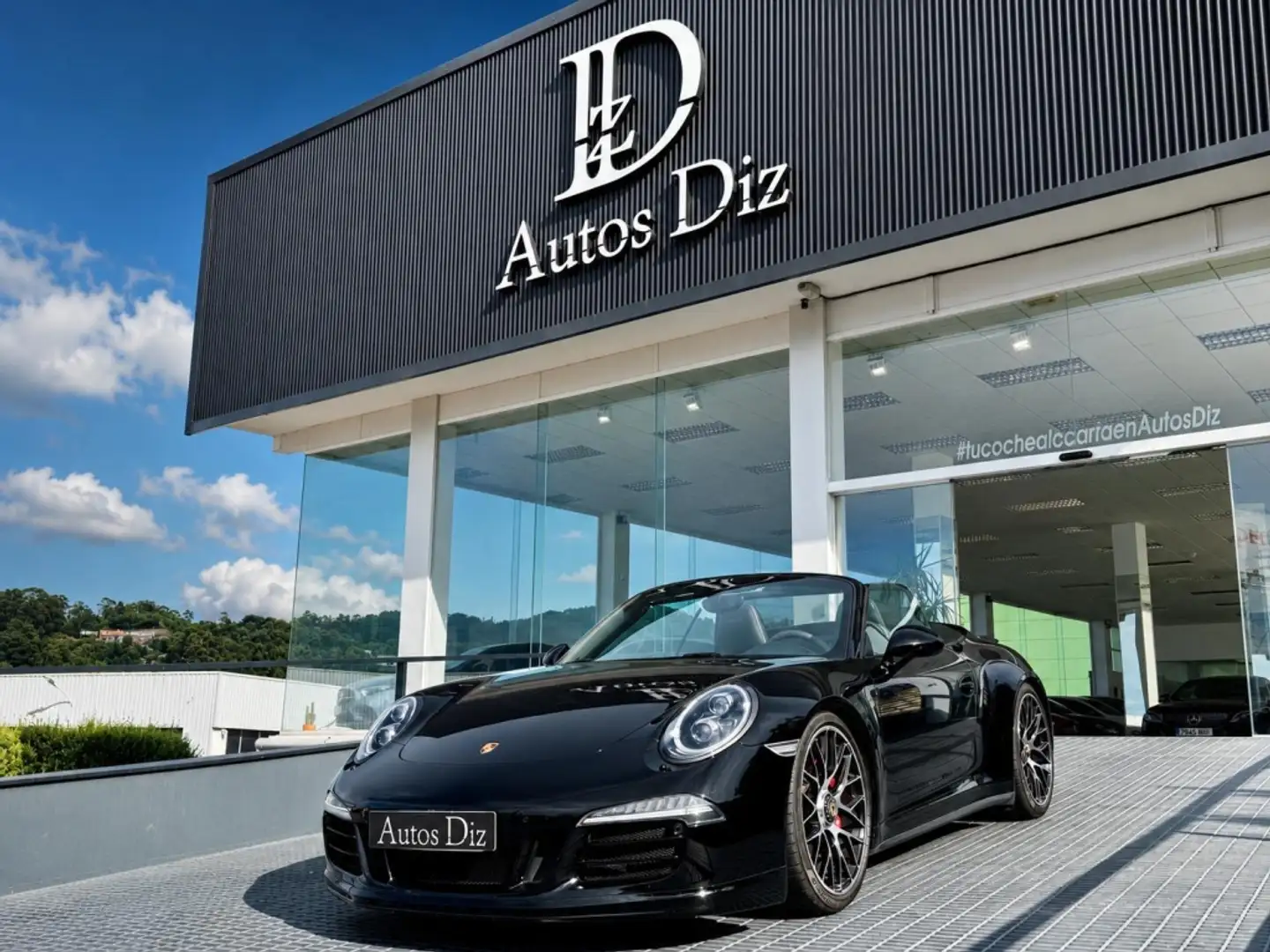Porsche 991 Carrera 4 GTS Cabriolet PDK Negro - 1