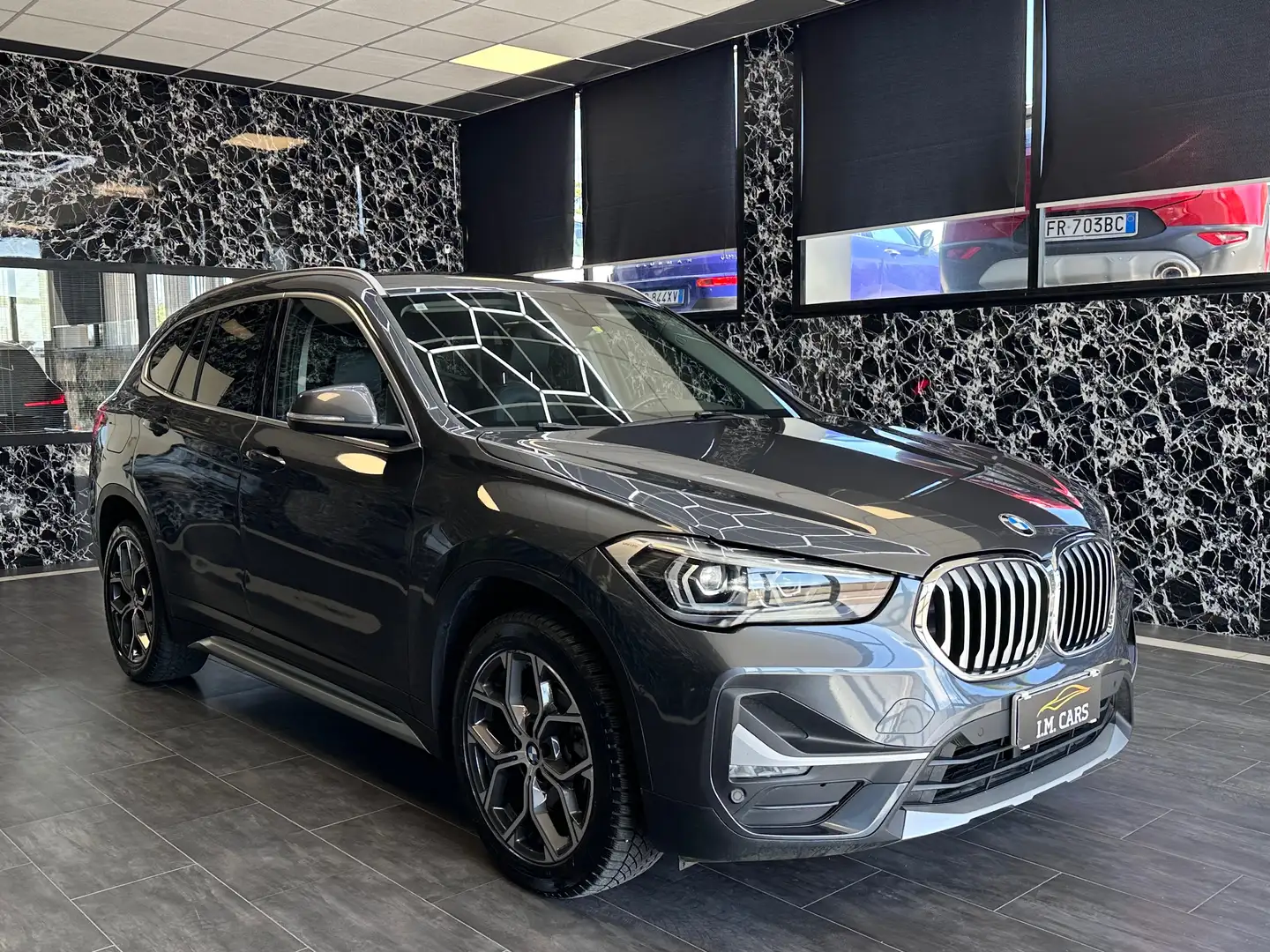 BMW X1 xdrive18d xLine auto Bleu - 1