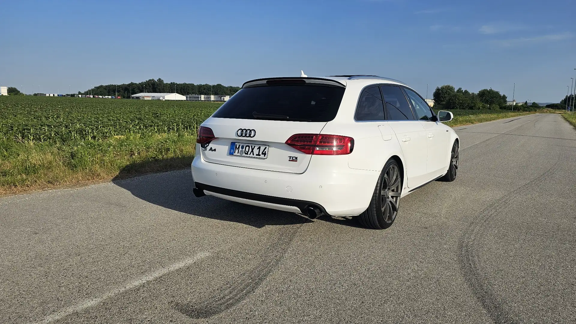 Audi A4 Avant 2.7 TDI DPF multitronic S line Sportpaket (p - 2