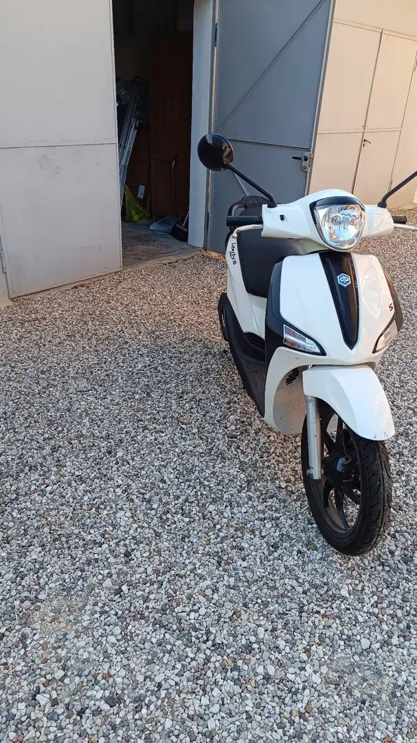 Piaggio Liberty 125 Blanc - 2