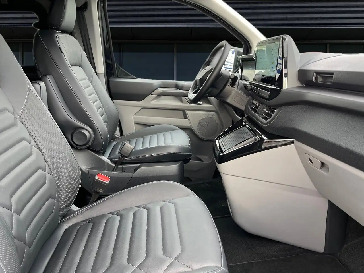 Ford Tourneo Custom L2 Titanium X 5 J. Garantie Leder 12