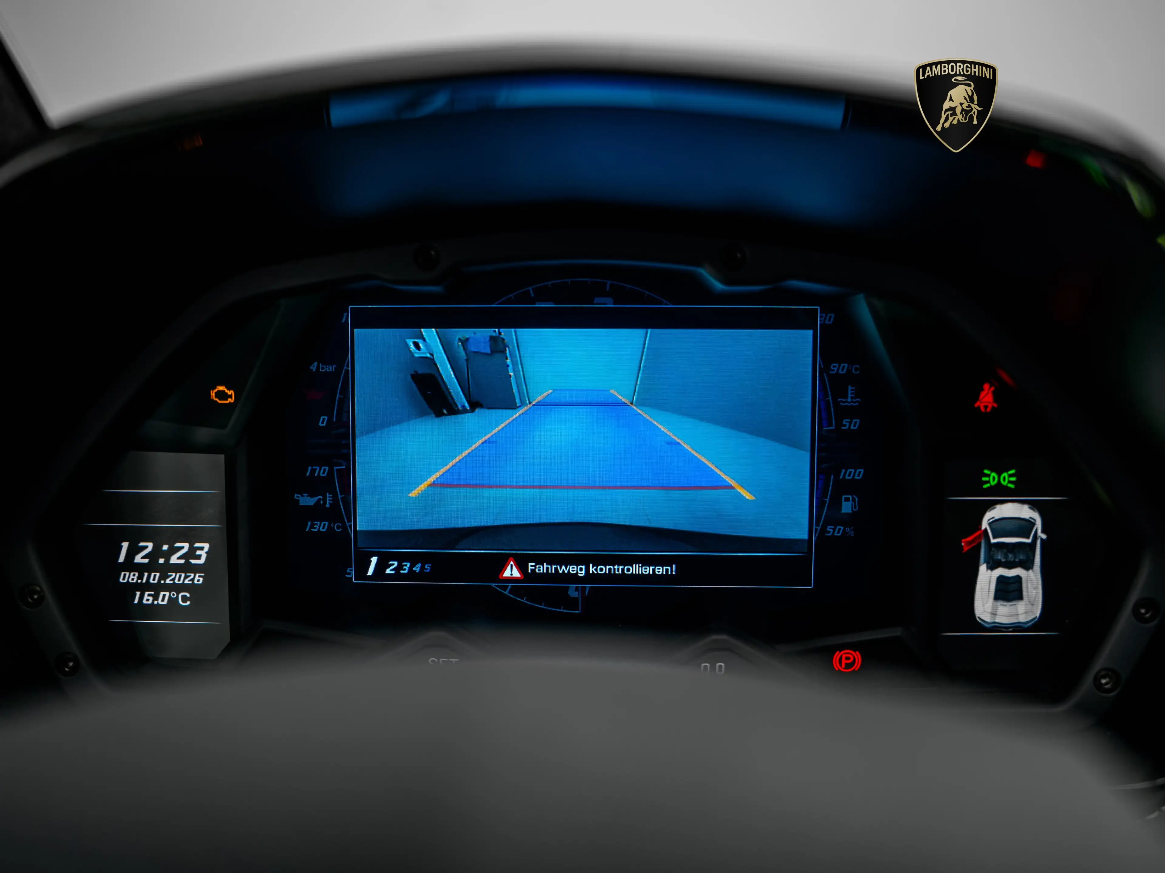 Lamborghini Aventador S Roadster — photo 14