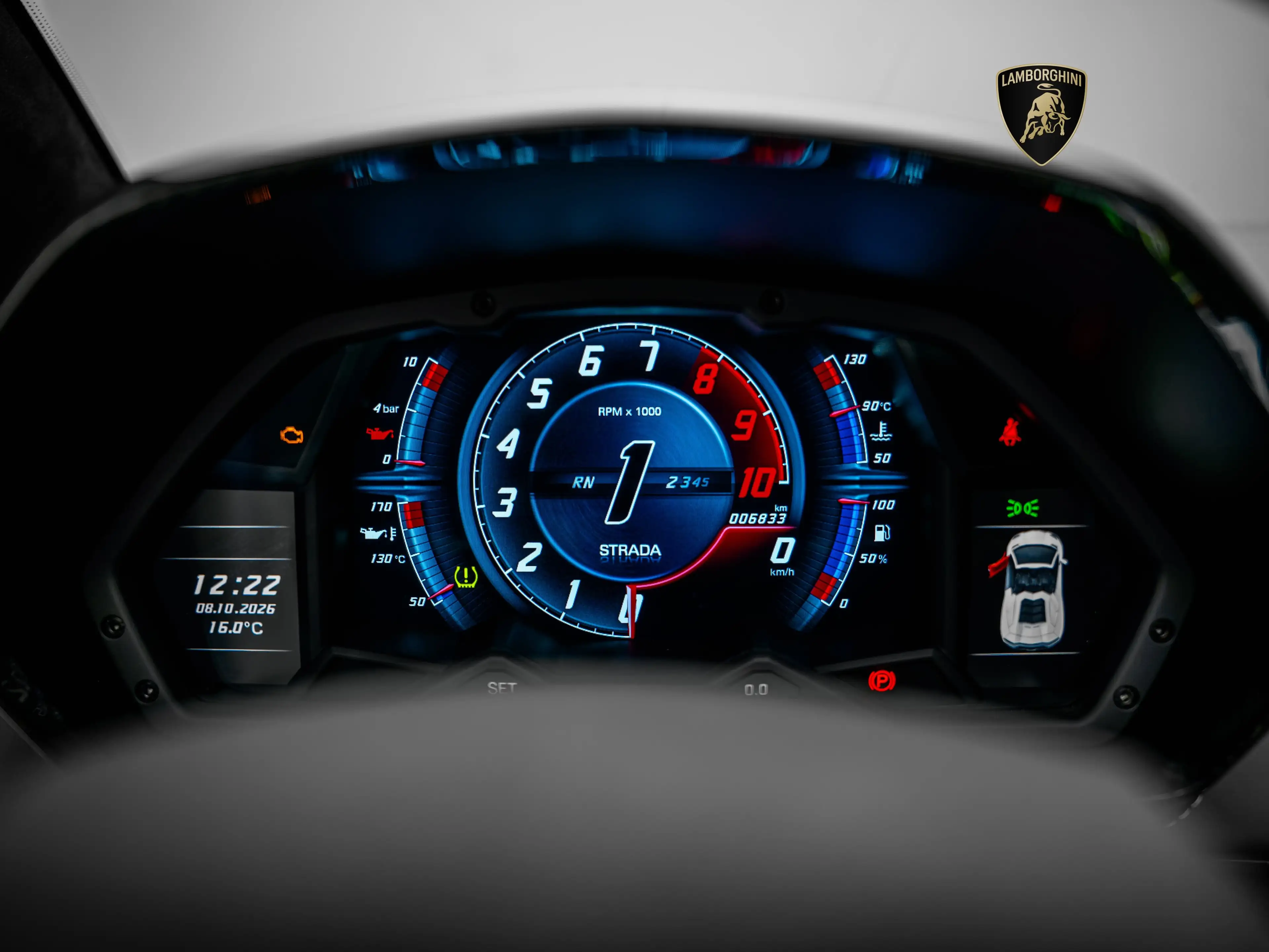Lamborghini Aventador S Roadster — photo 13