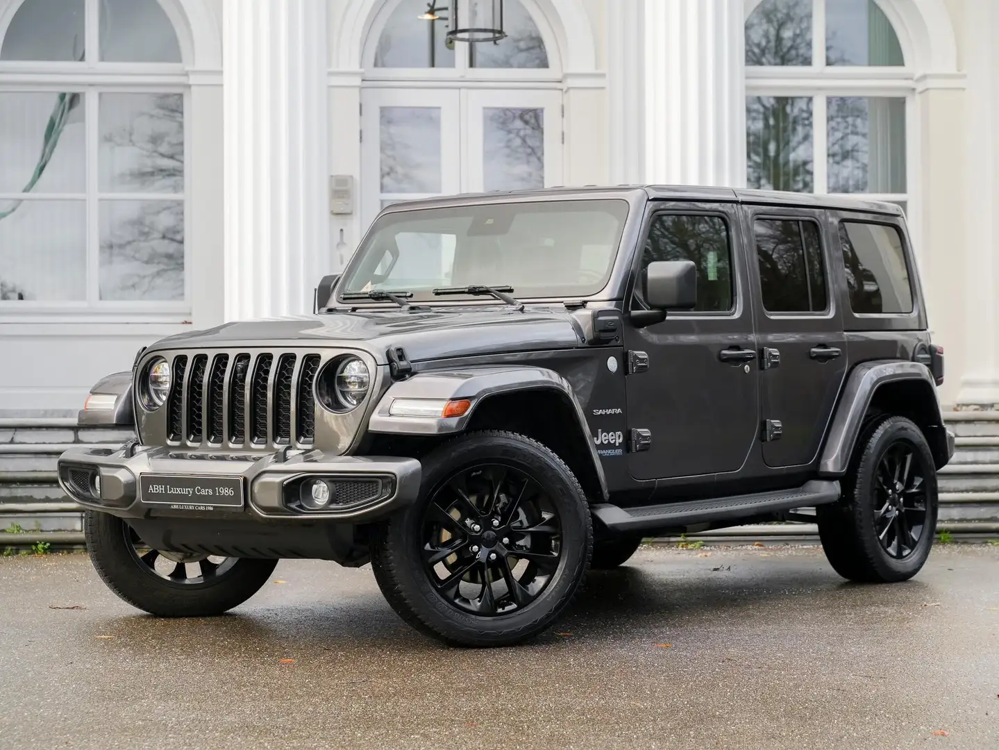 Jeep Wrangler Unlimited 4xe 380 80th Anniversary Grey - 1