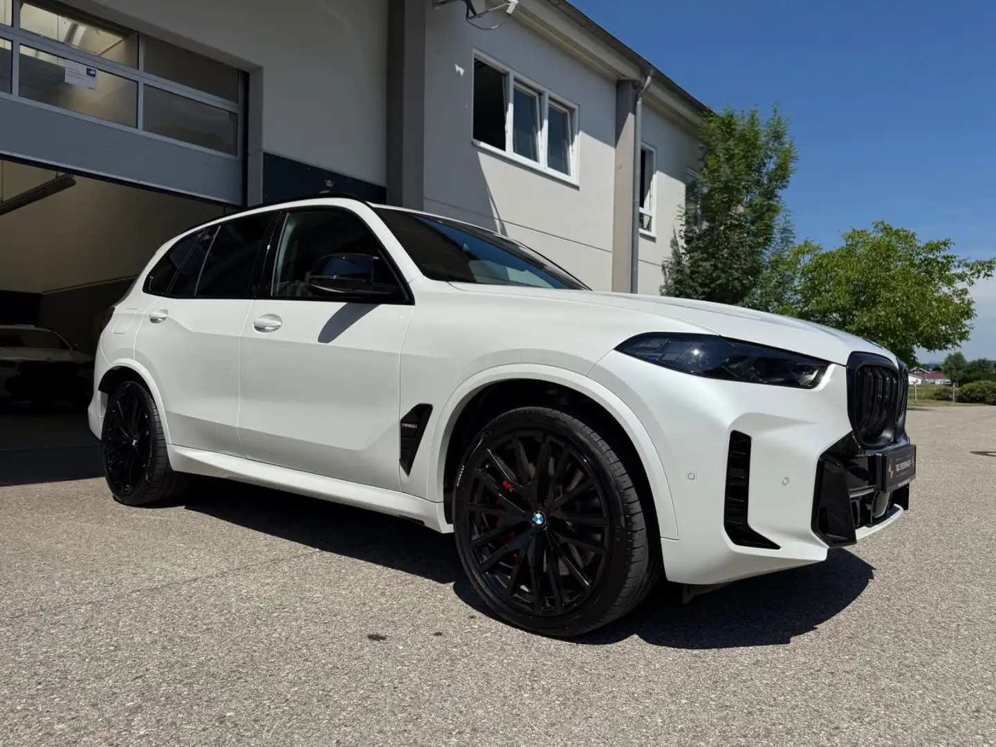 BMW X5 M60 i xDrive*B&W*Sky Lounge*22 Zoll* Weiß - 1