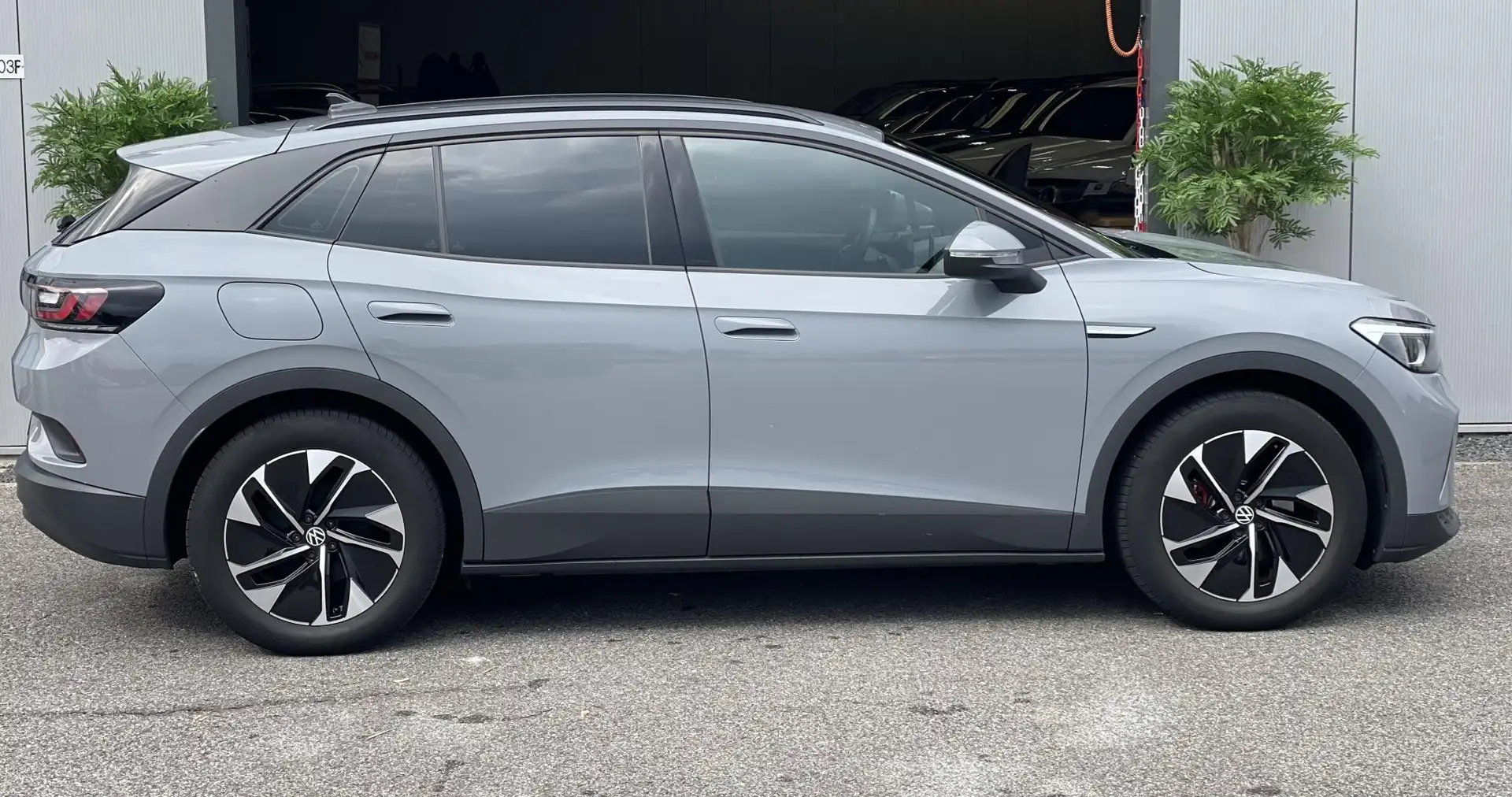 Volkswagen ID.4 Pure 52 kWh / NAP / CRUIS / AIRCO / CAMERA  / INRU Gris - 2