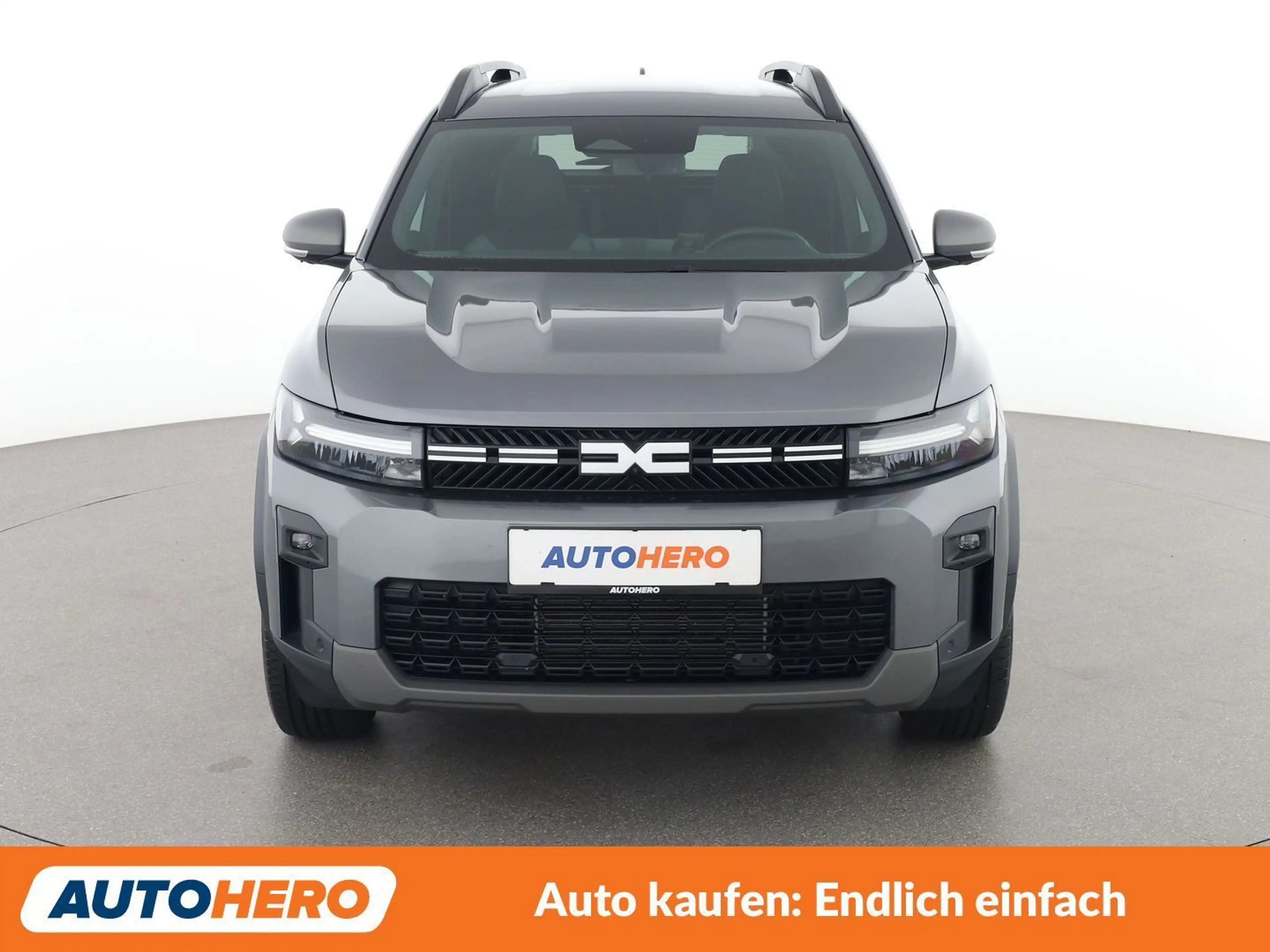 Dacia Bigster 1.8 Hybrid E-Tech Journey — photo 9