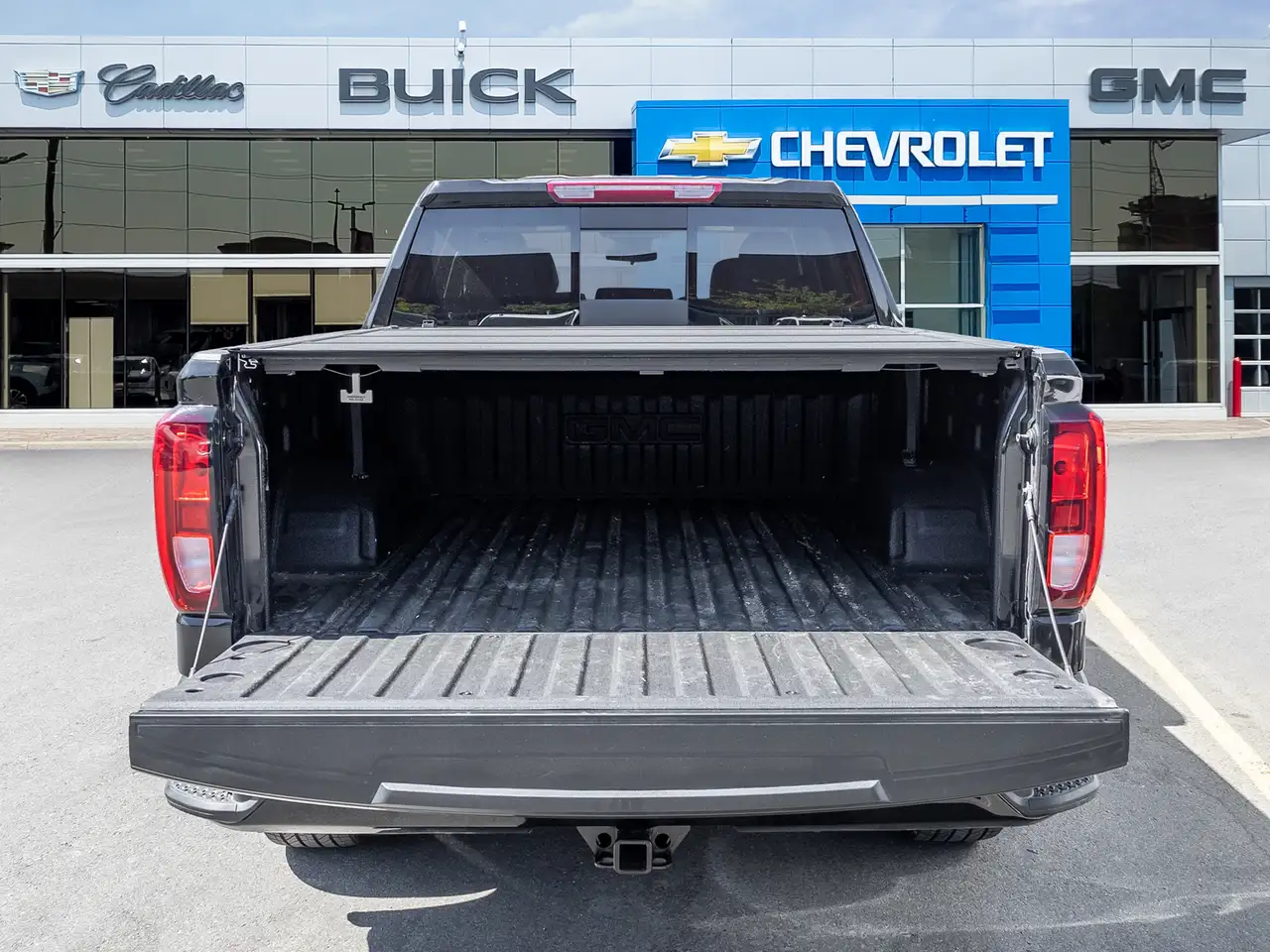 GMC Sierra 1500 снимка GMC Sierra 1500