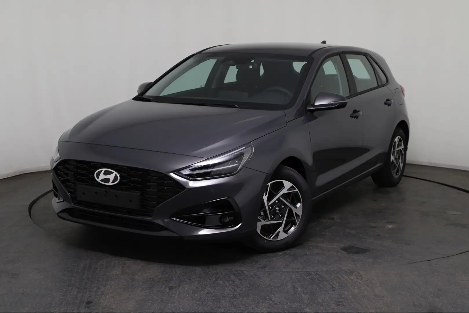 Hyundai i30 GO! 1.0 T-GDi 74kW (100 PS) 6-Gang Schaltgetriebe Grau - 1