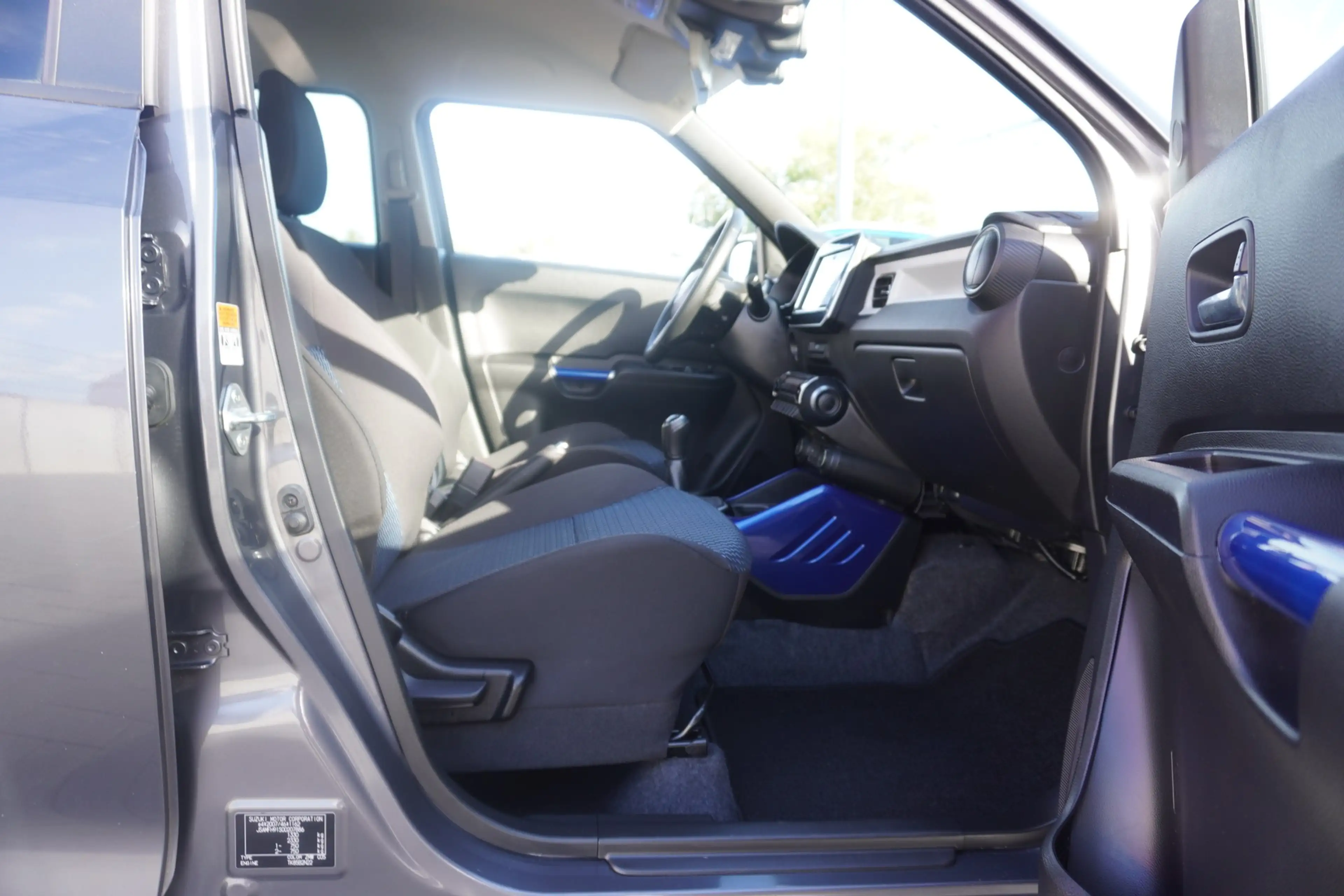 Suzuki Ignis 1.2 M-Hybrid LED Navi Kamera Tempomat DAB — photo 11