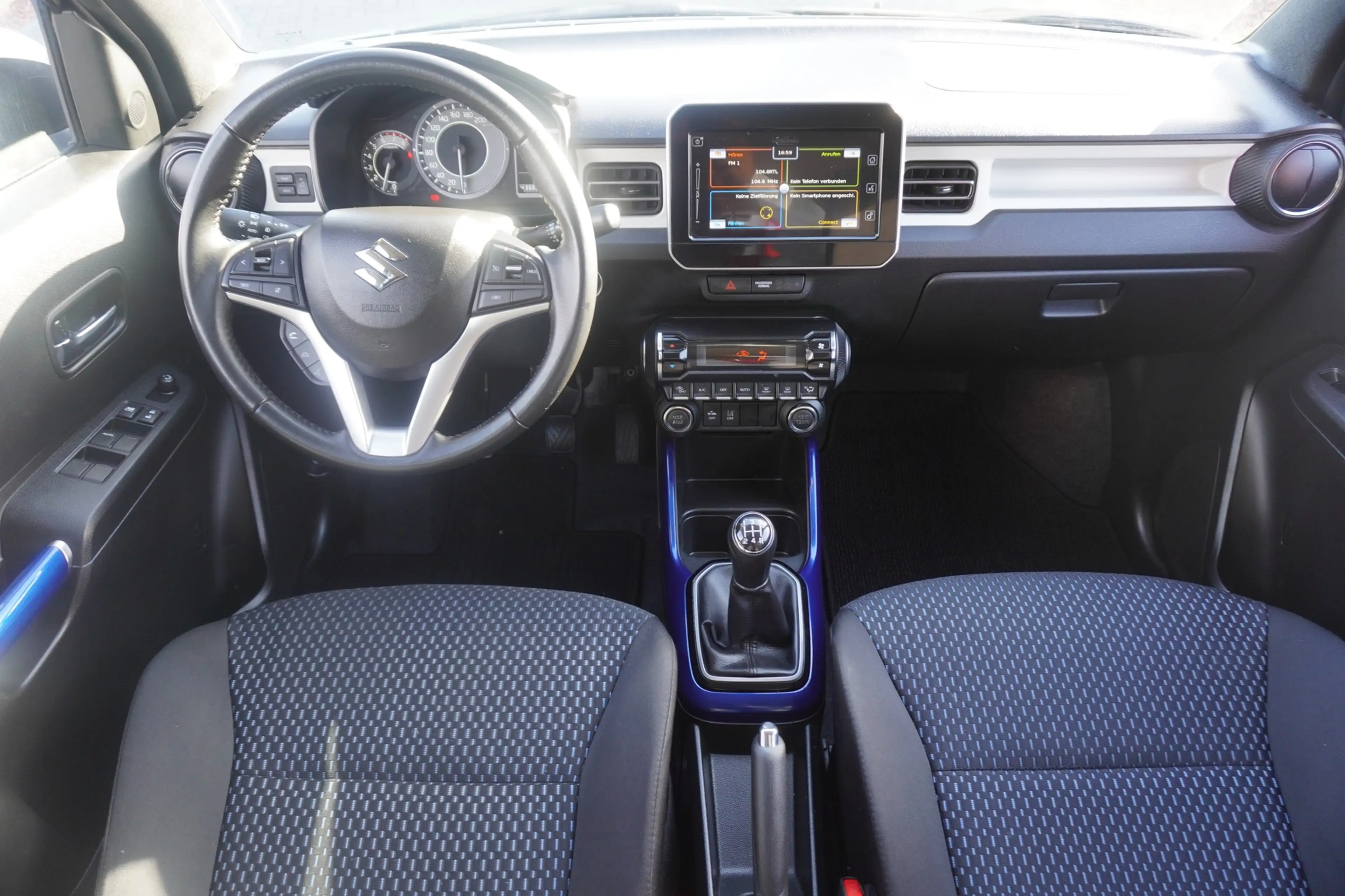 Suzuki Ignis 1.2 M-Hybrid LED Navi Kamera Tempomat DAB — photo 12