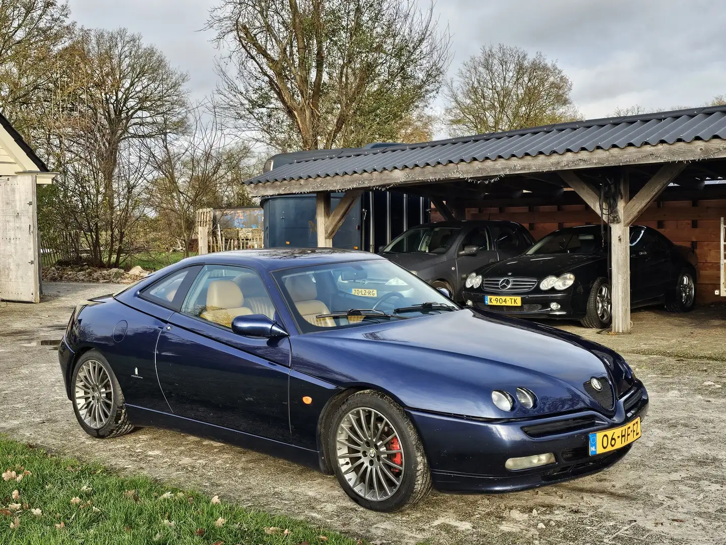 Alfa Romeo GTV 2.0-16V Leder - Nwe distributie Albastru - 1