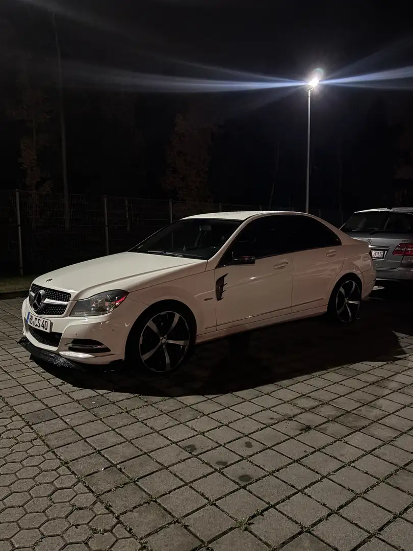 Mercedes-Benz C 220 CDI DPF (BlueEFFICIENCY) 7G-TRONIC - 1