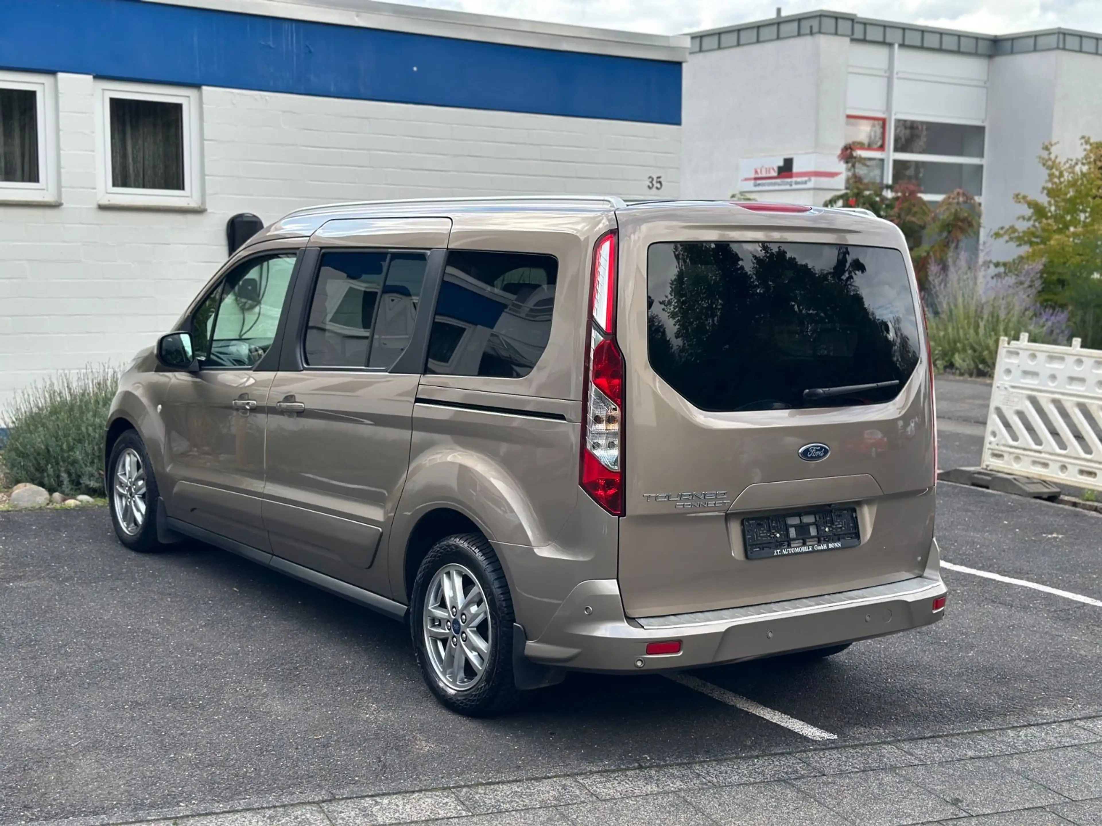 Ford Grand Tourneo Connect Titanium,Auto,52000KM,LED — photo 8