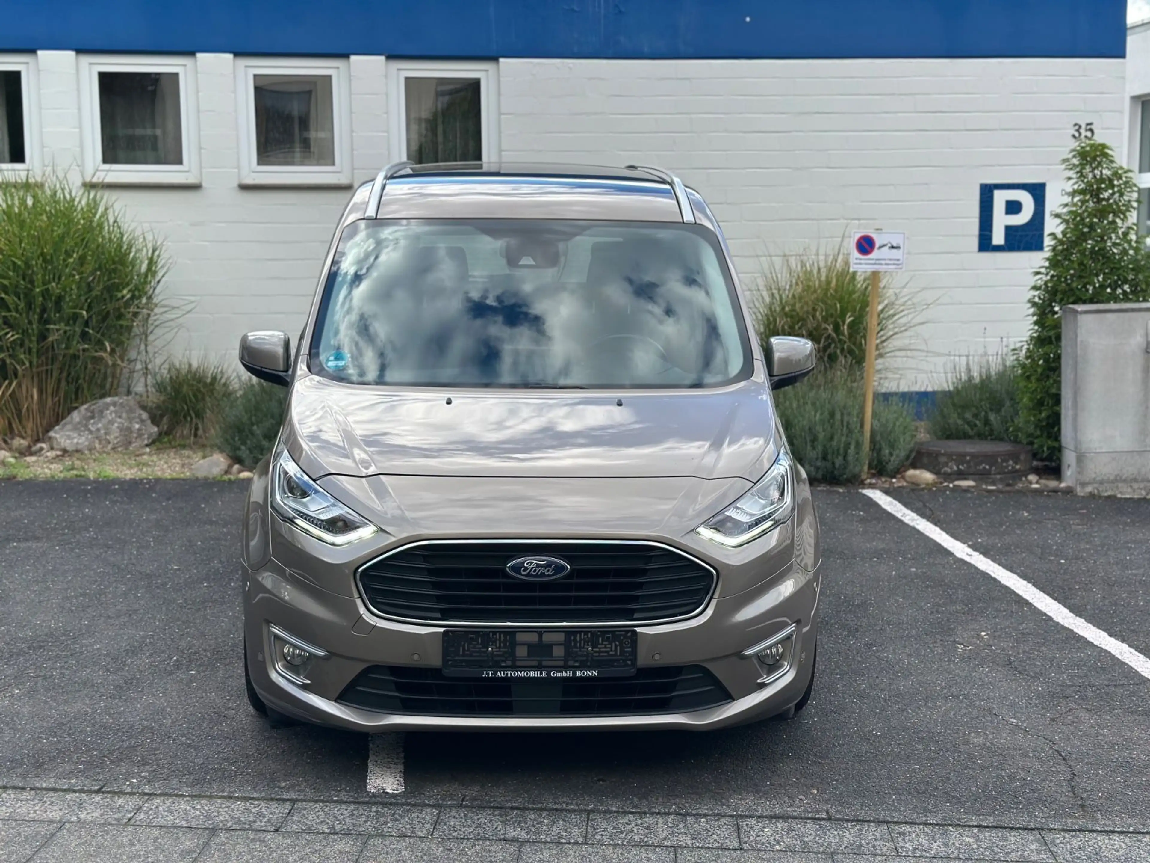 Ford Grand Tourneo Connect Titanium,Auto,52000KM,LED — photo 2