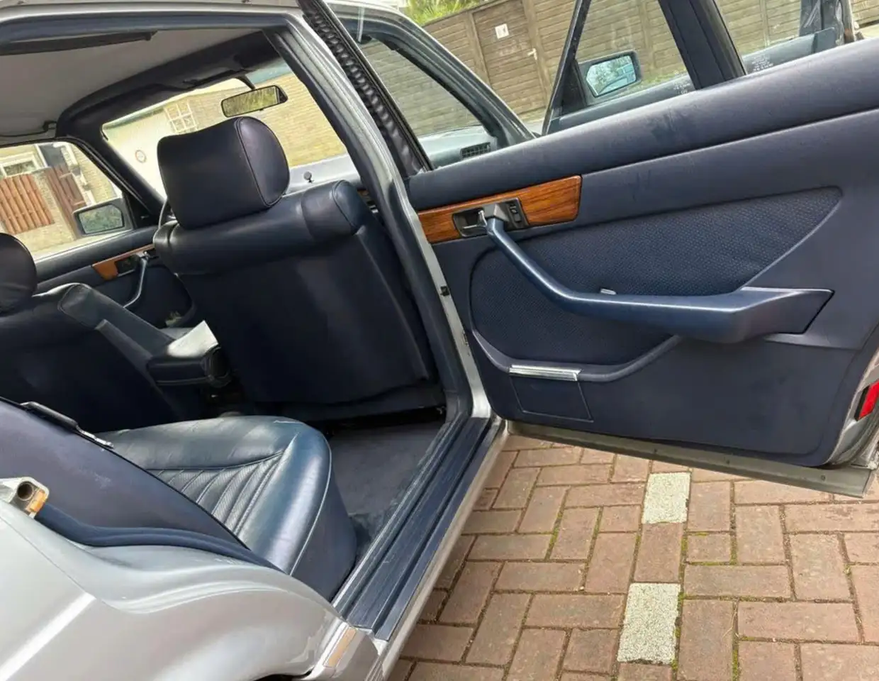 Mercedes-Benz 380 SEL, foto 7