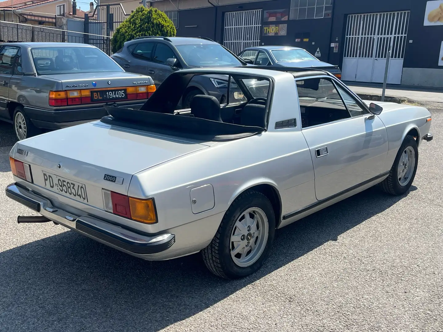 Lancia Beta ZAGATO Spider 2000 rara Plateado - 2