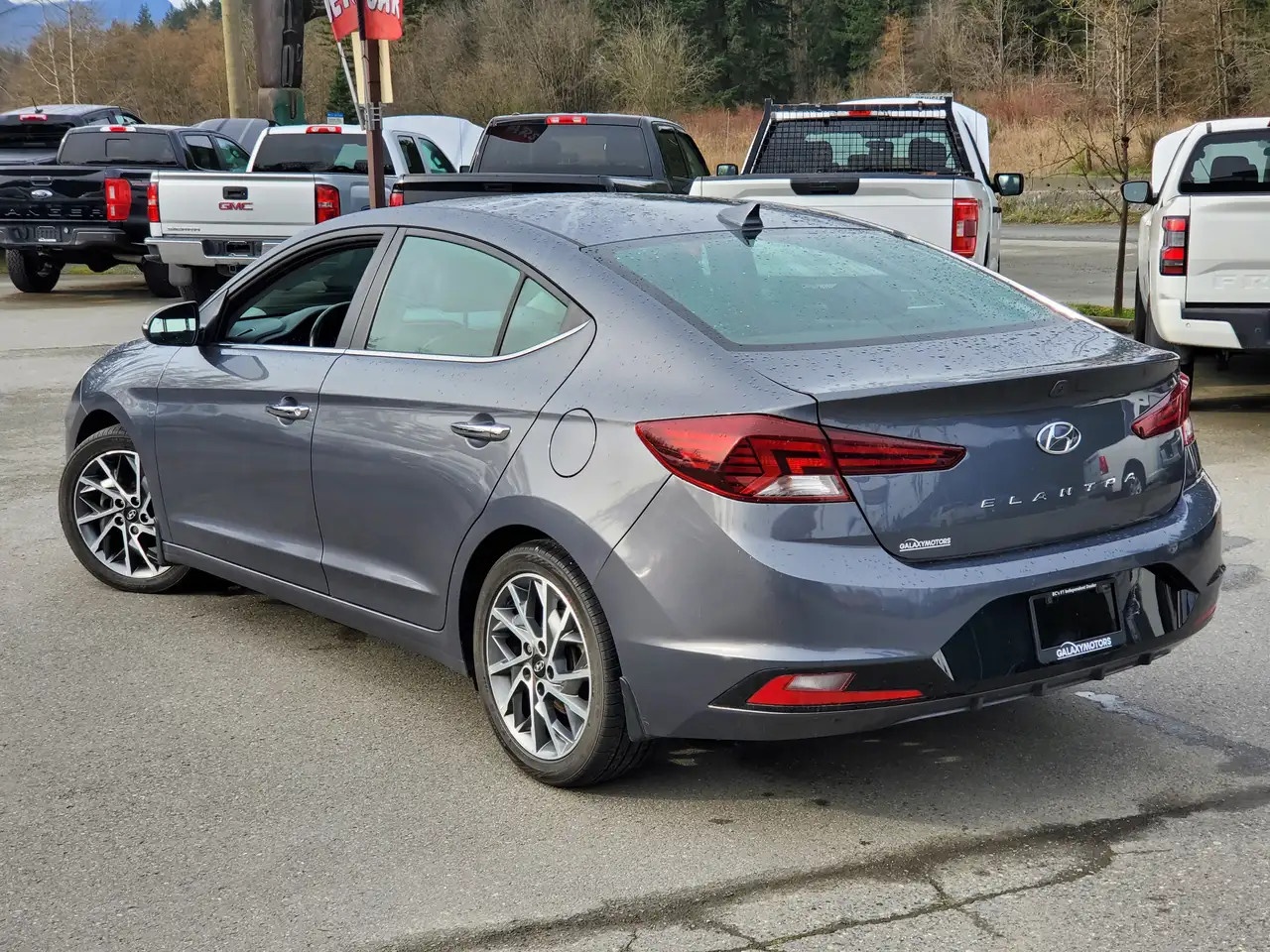 Hyundai ELANTRA снимка Hyundai ELANTRA