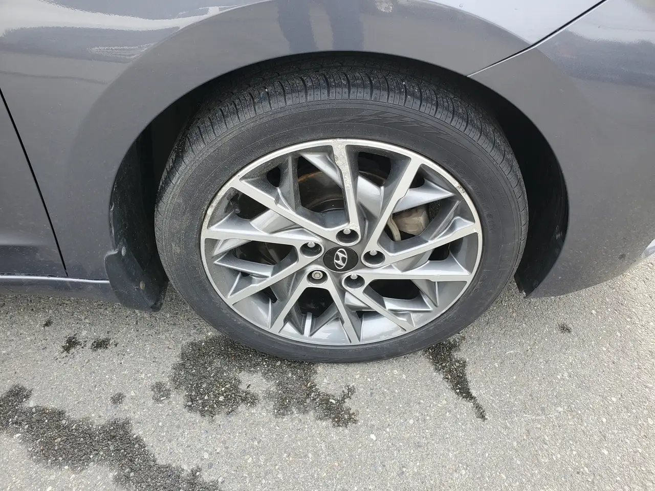 Hyundai ELANTRA снимка Hyundai ELANTRA