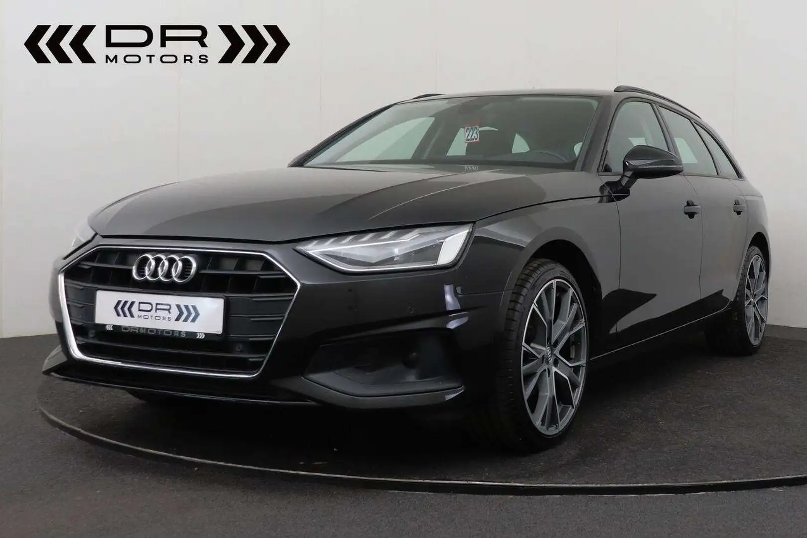 Audi A4 30TDI S TRONIC BUSINESS EDITION  - LED - NAVI -... Noir - 1