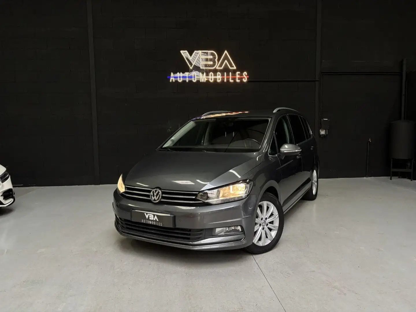 Volkswagen Touran (3) 2.0 TDI 150 DSG6 Carat BMT 7 places Gris - 2