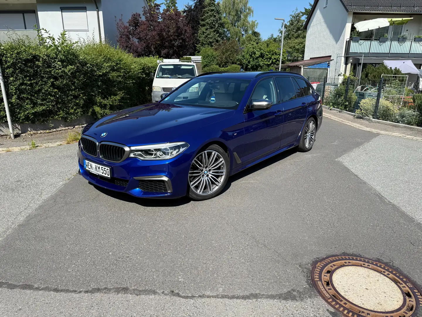 BMW M550 5er Touring Diesel M550d xDrive Touring Aut. Blau - 1