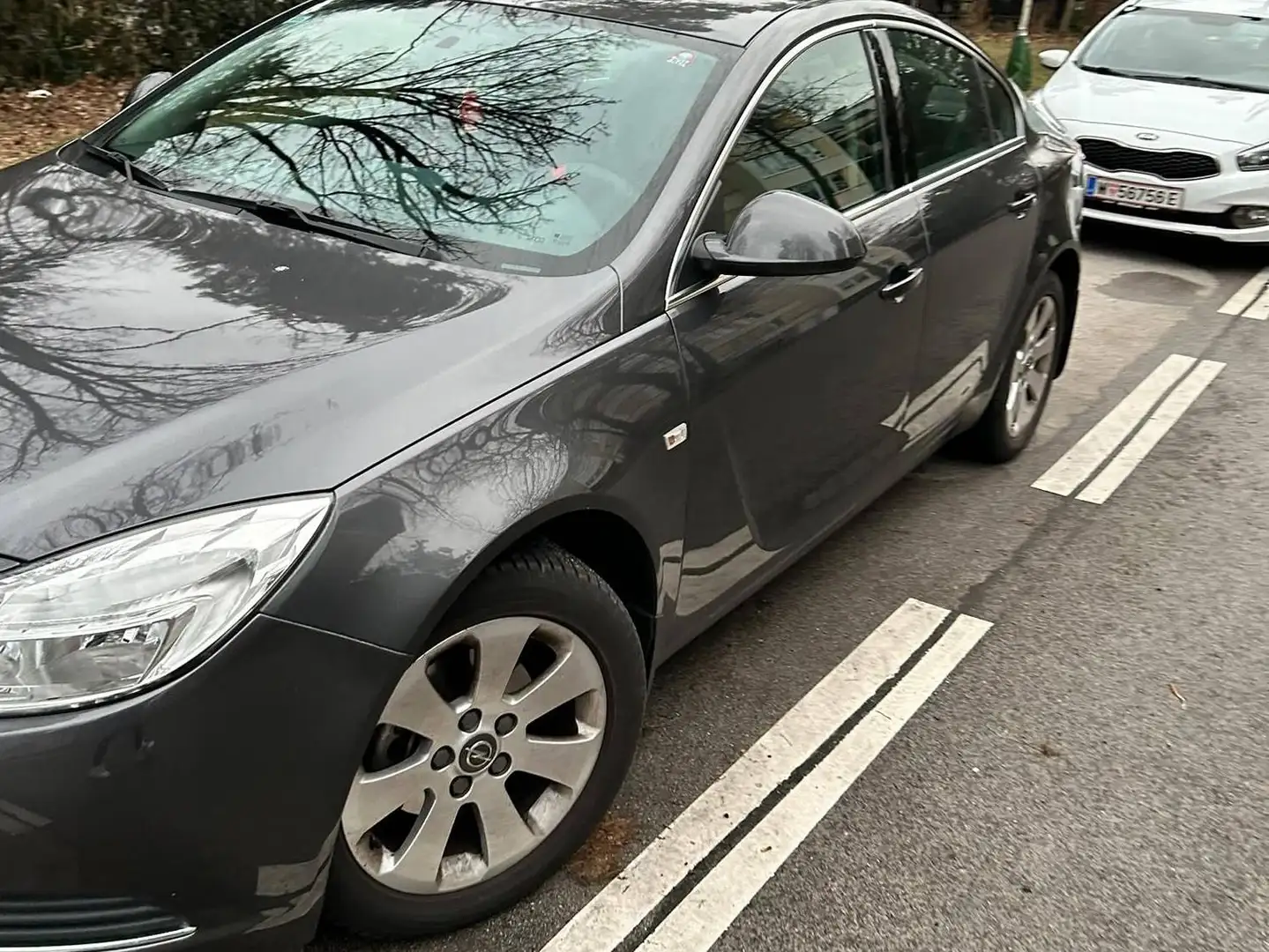 Opel Insignia Insignia 1,8 Cosmo Ecotec Cosmo Grau - 2