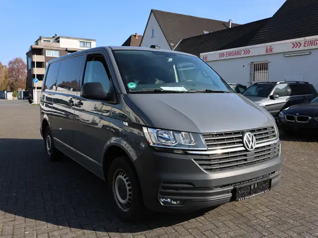 Volkswagen T6.1 Transporter KASTEN 2.0 TDI / 3-SITZER /