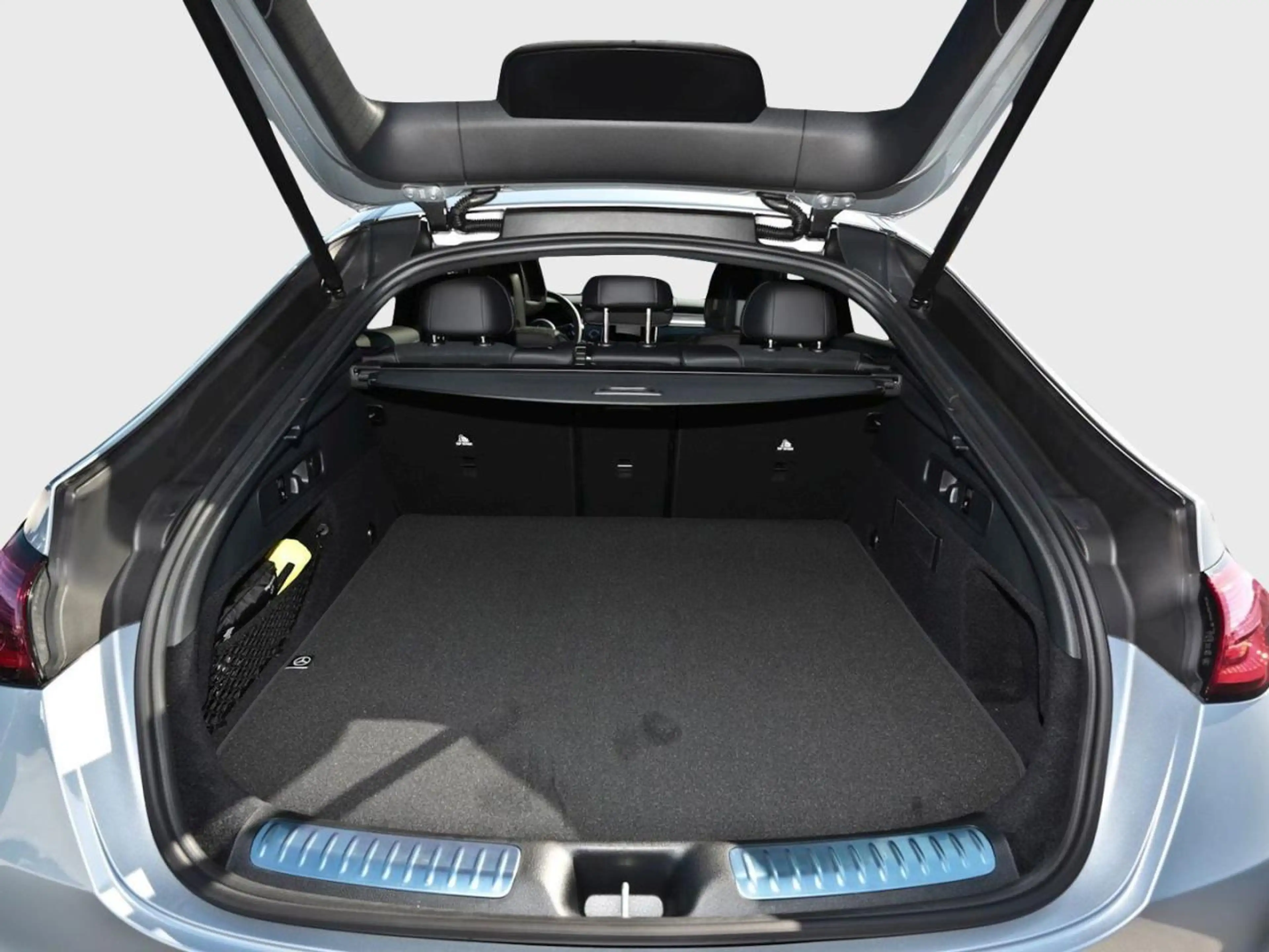 Mercedes-Benz GLC 220 d 4MATIC Coupé AMG Panorama AHK Distronic — photo 6