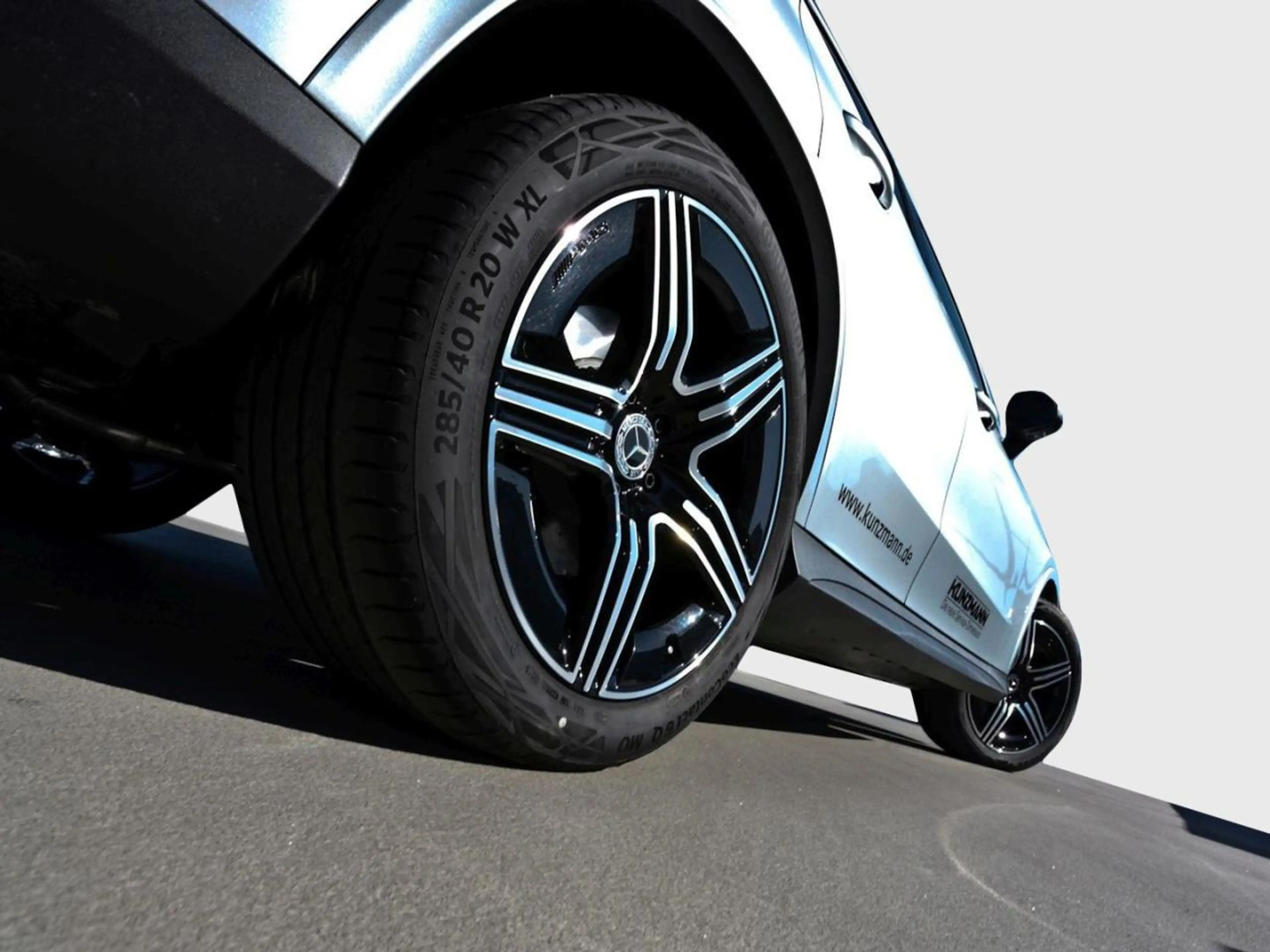 Mercedes-Benz GLC 220 d 4MATIC Coupé AMG Panorama AHK Distronic — photo 5