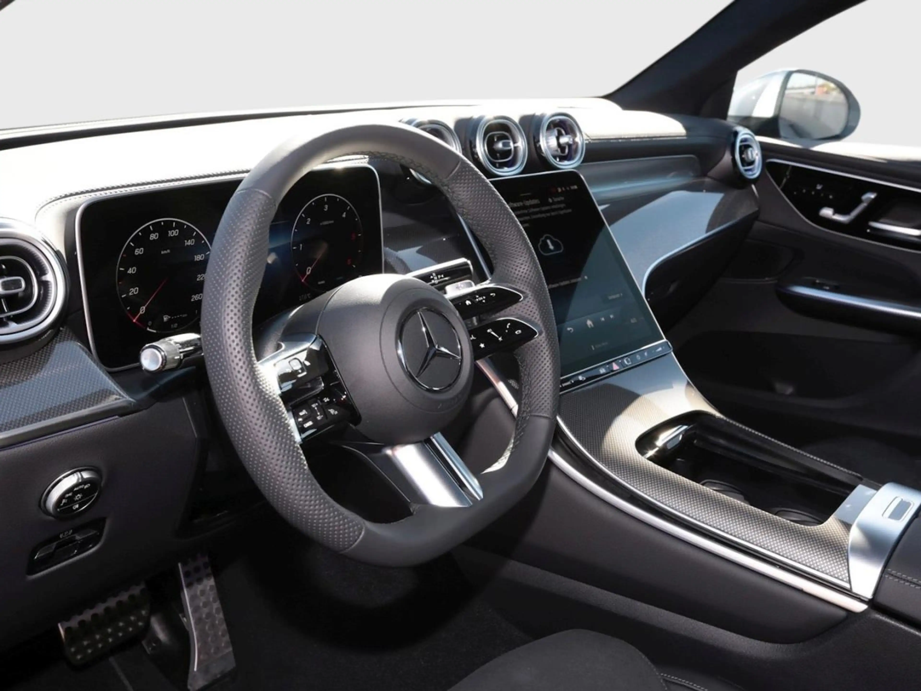Mercedes-Benz GLC 220 d 4MATIC Coupé AMG Panorama AHK Distronic — photo 7