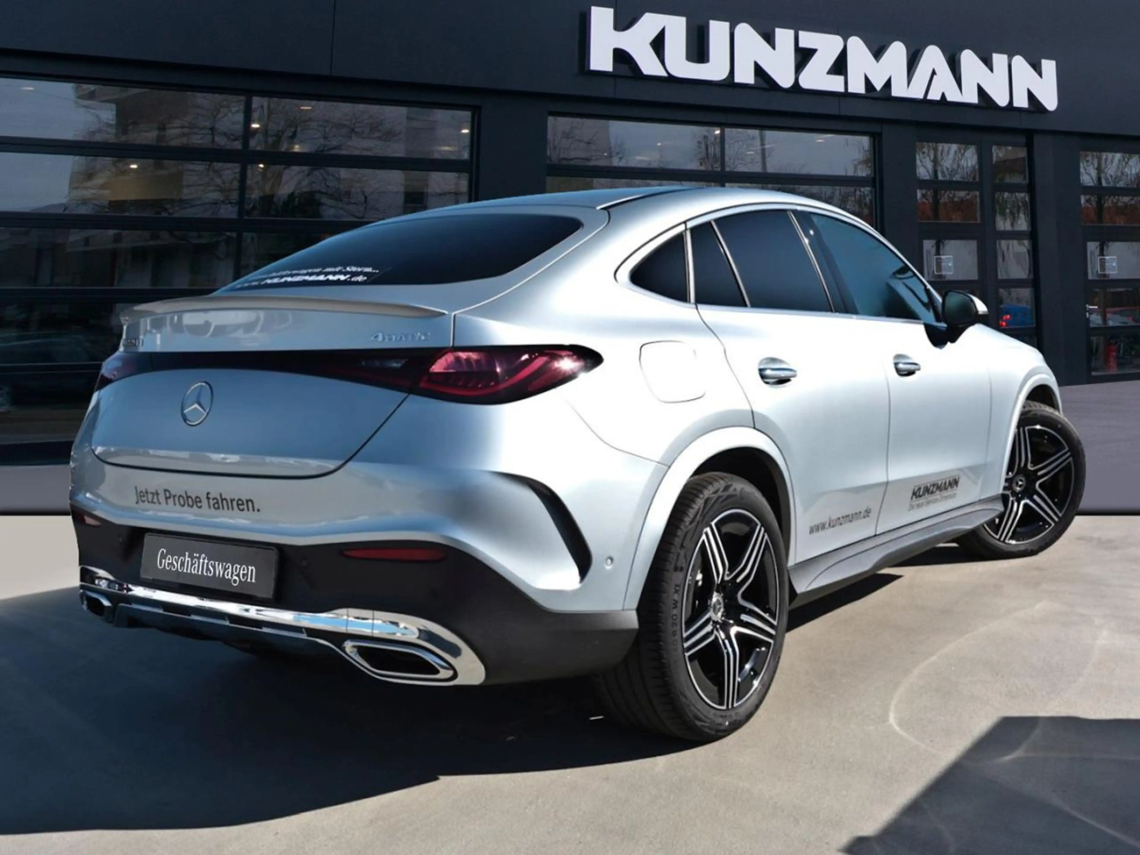 Mercedes-Benz GLC 220 d 4MATIC Coupé AMG Panorama AHK Distronic — photo 3