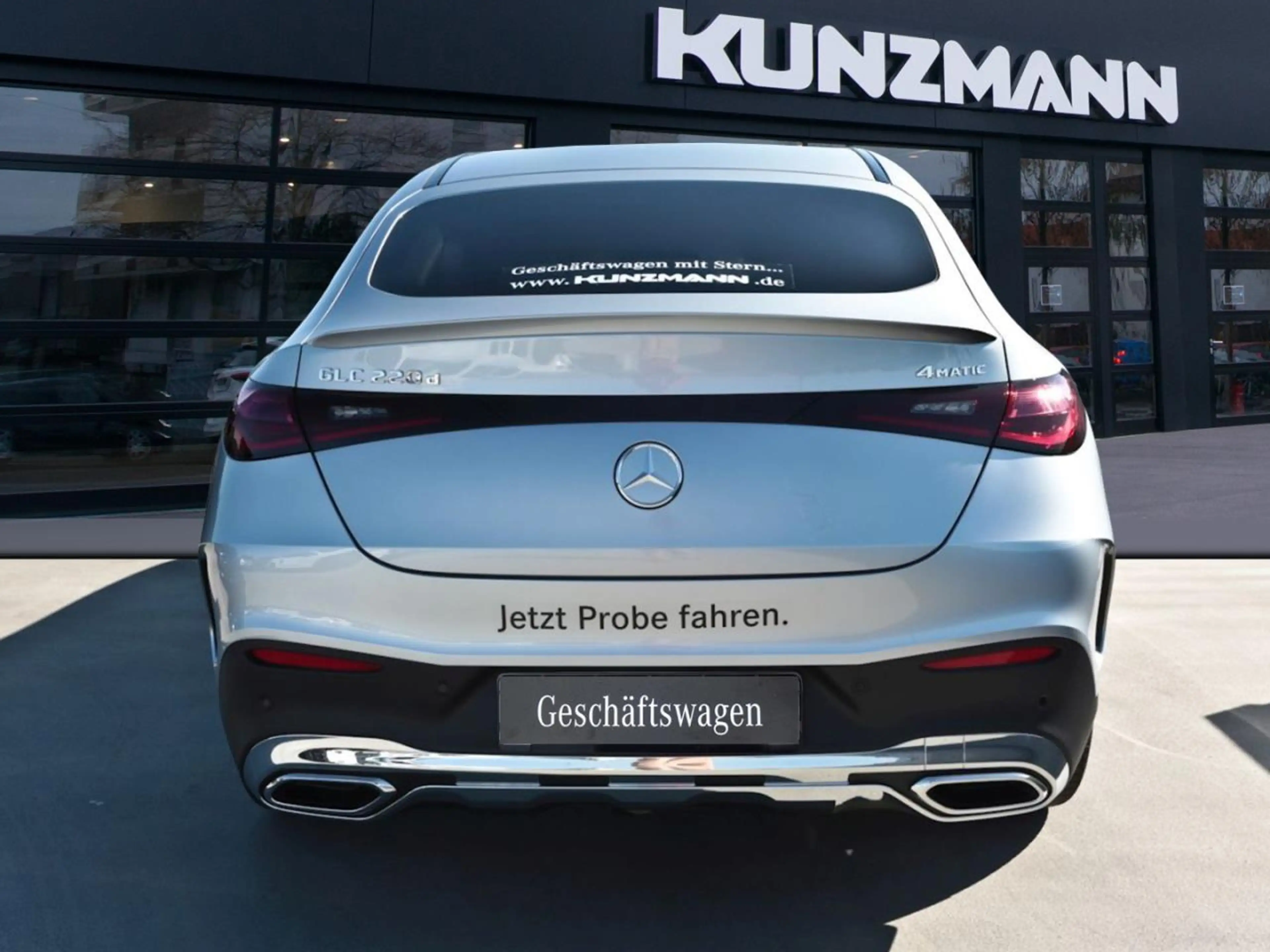 Mercedes-Benz GLC 220 d 4MATIC Coupé AMG Panorama AHK Distronic — photo 4