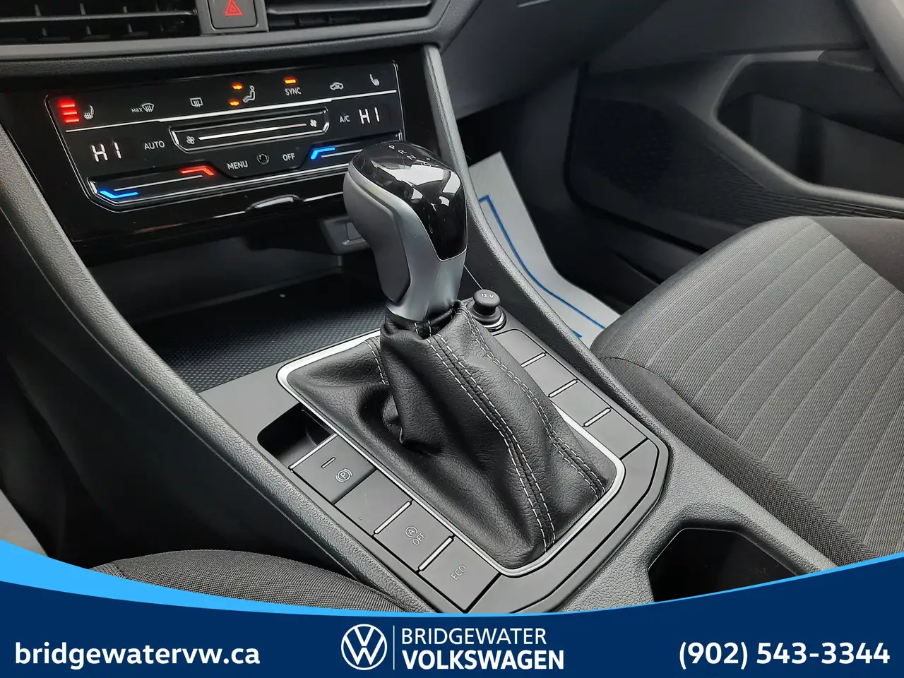 Volkswagen Jetta снимка Volkswagen Jetta