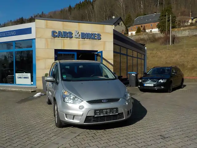 Ford S-Max Titanium 1.HAND! XENON! AHK! KLIMAAUTOMATIK!