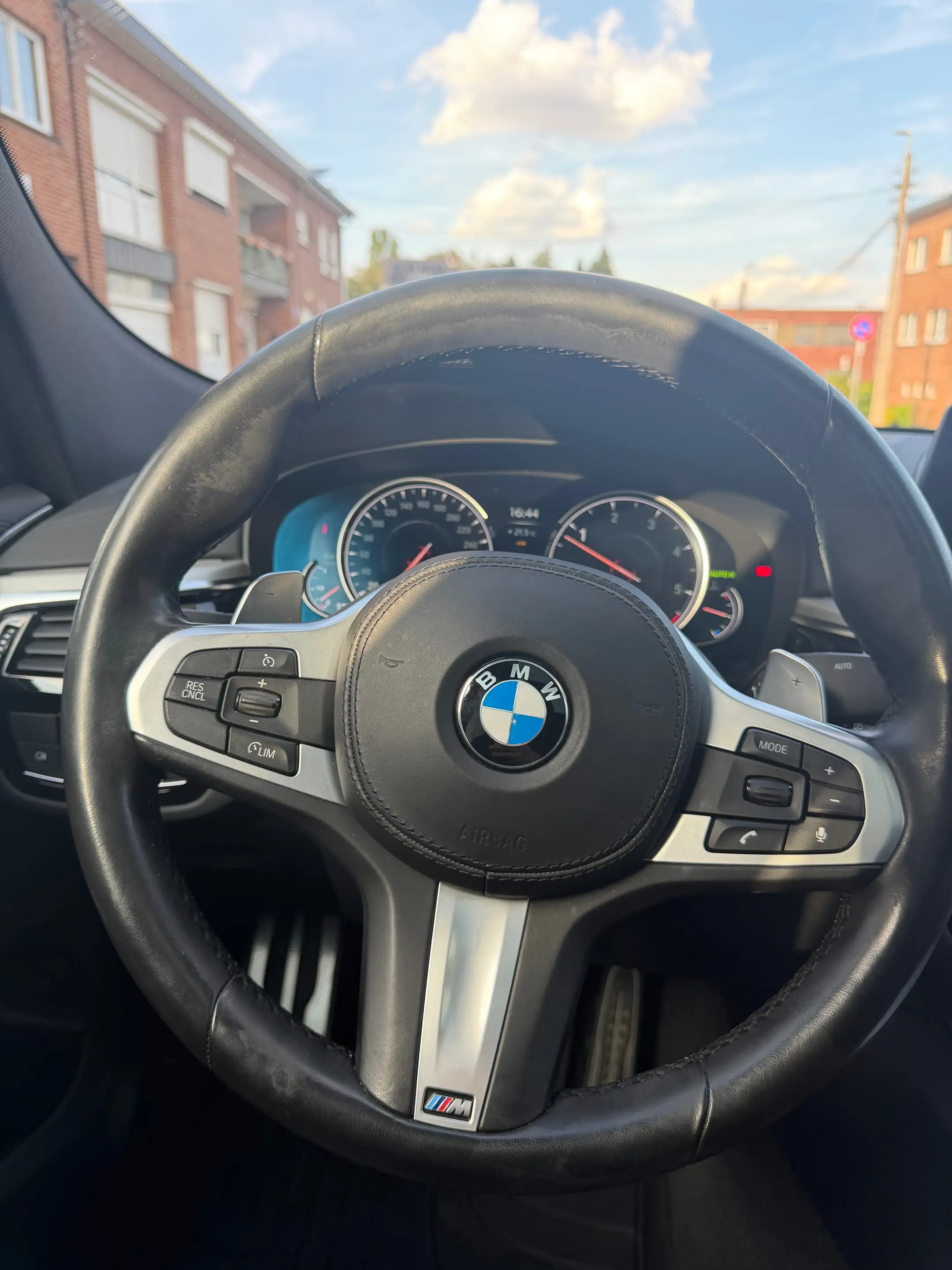 BMW 630 Gran Turismo 630 dXAS (EU6c) — photo 14