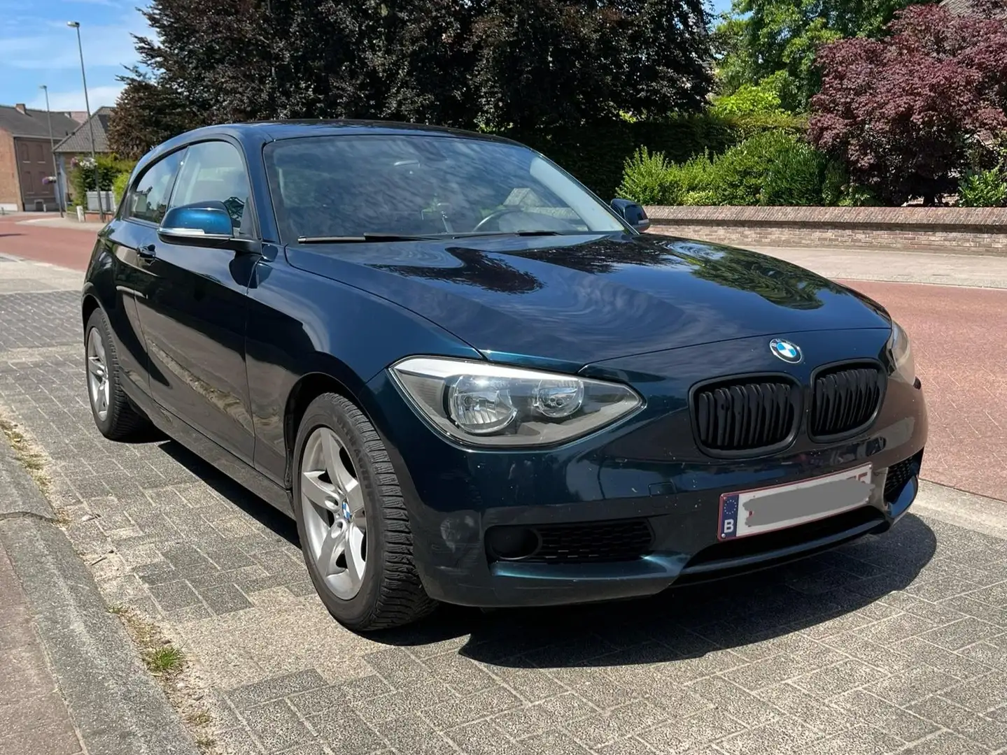 BMW 114 114i Bleu - 2