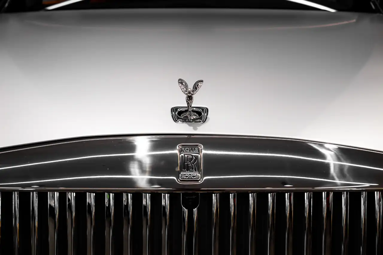 Rolls-Royce Spectre снимка Rolls-Royce Spectre