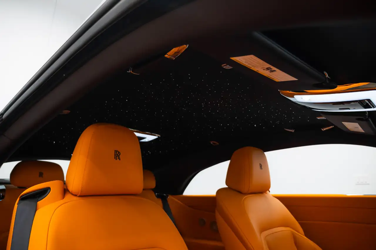 Rolls-Royce Spectre снимка Rolls-Royce Spectre