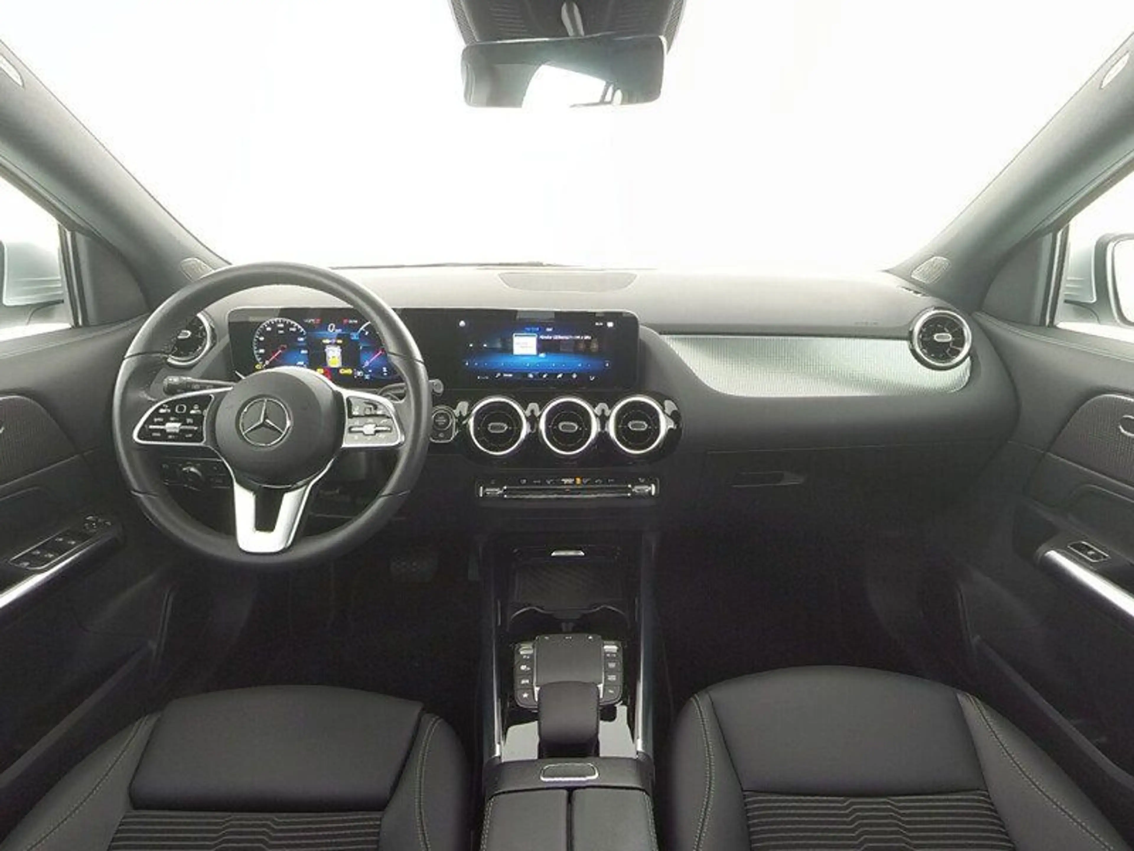 Mercedes-Benz GLA 180 d Progressive MBUX/Business/Kamera/AHK — photo 7