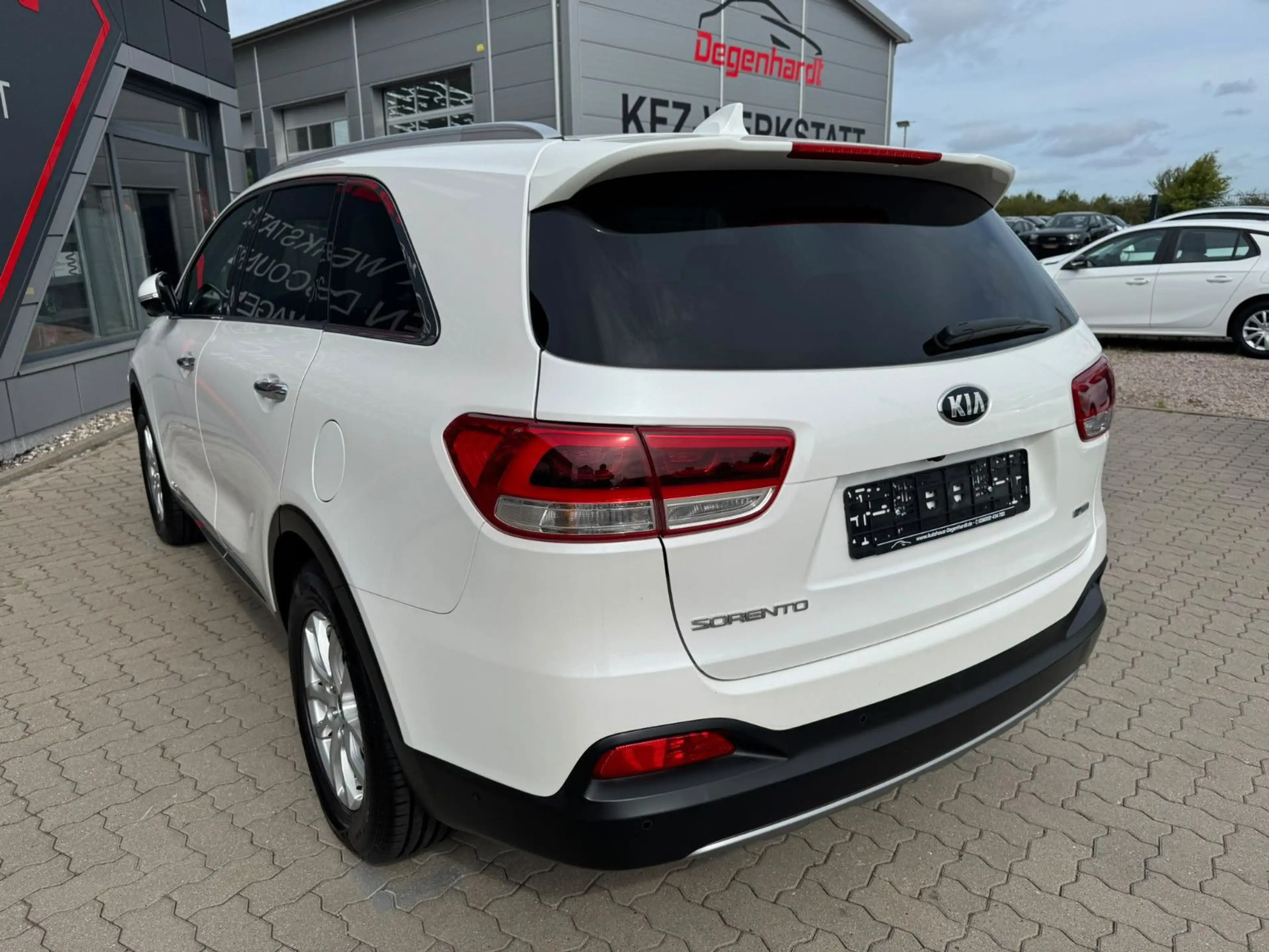 Kia Sorento 2.2 CRDi Platinum Edition 4WD ACC 360° — photo 4