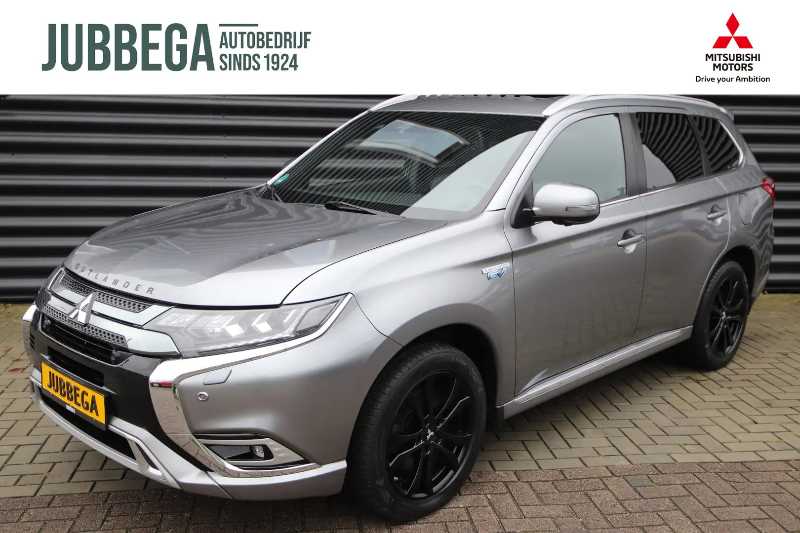 Mitsubishi Outlander 2.4 PHEV Instyle Opendak, Adaptive cr, Trekhaak, L Gris - 1