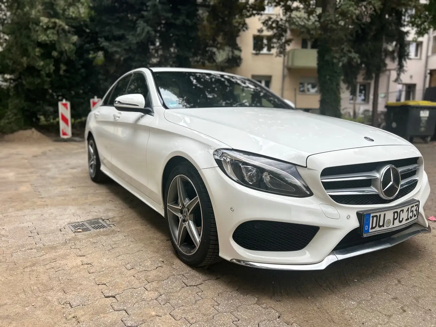 Mercedes-Benz C 200 AMG Line,4Matic, 2-Hand, Voll Ausstattung Weiß - 2