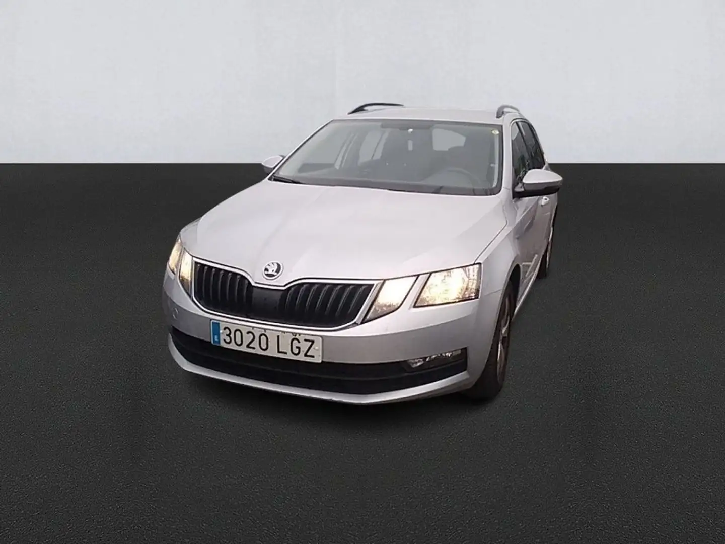 Skoda Octavia Combi 2.0 TDI CR 110KW (150)DSG Ambition Gris - 1