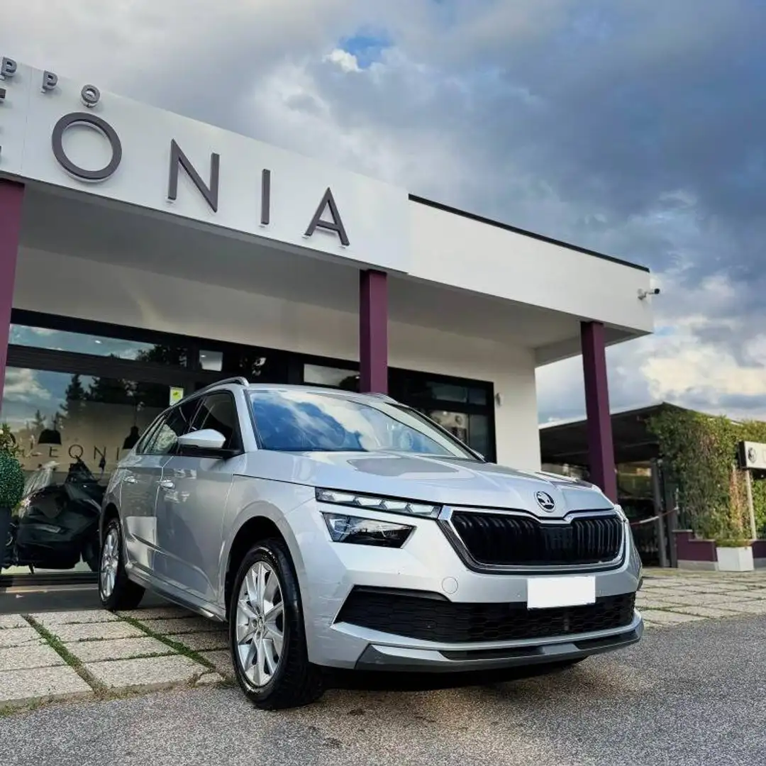 Skoda Kamiq 1.0 tsi Style 95cv Argent - 1